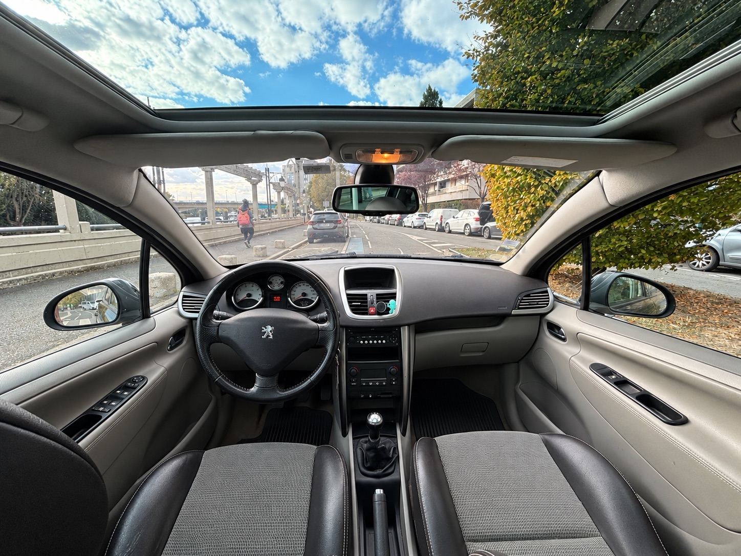 Peugeot 207 sw 1,6 hdi 120ch Premium Outdoor