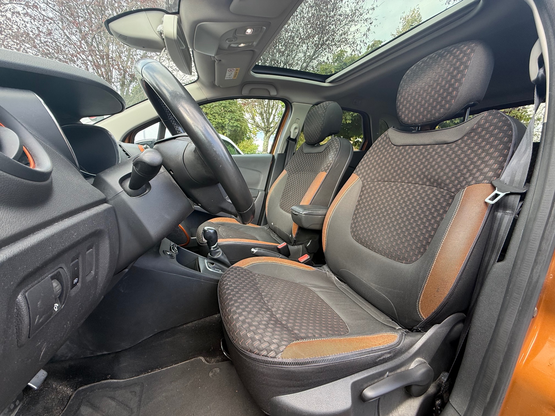 Renault Captur 1.2 TCe 16V EDC6 118ch Intens