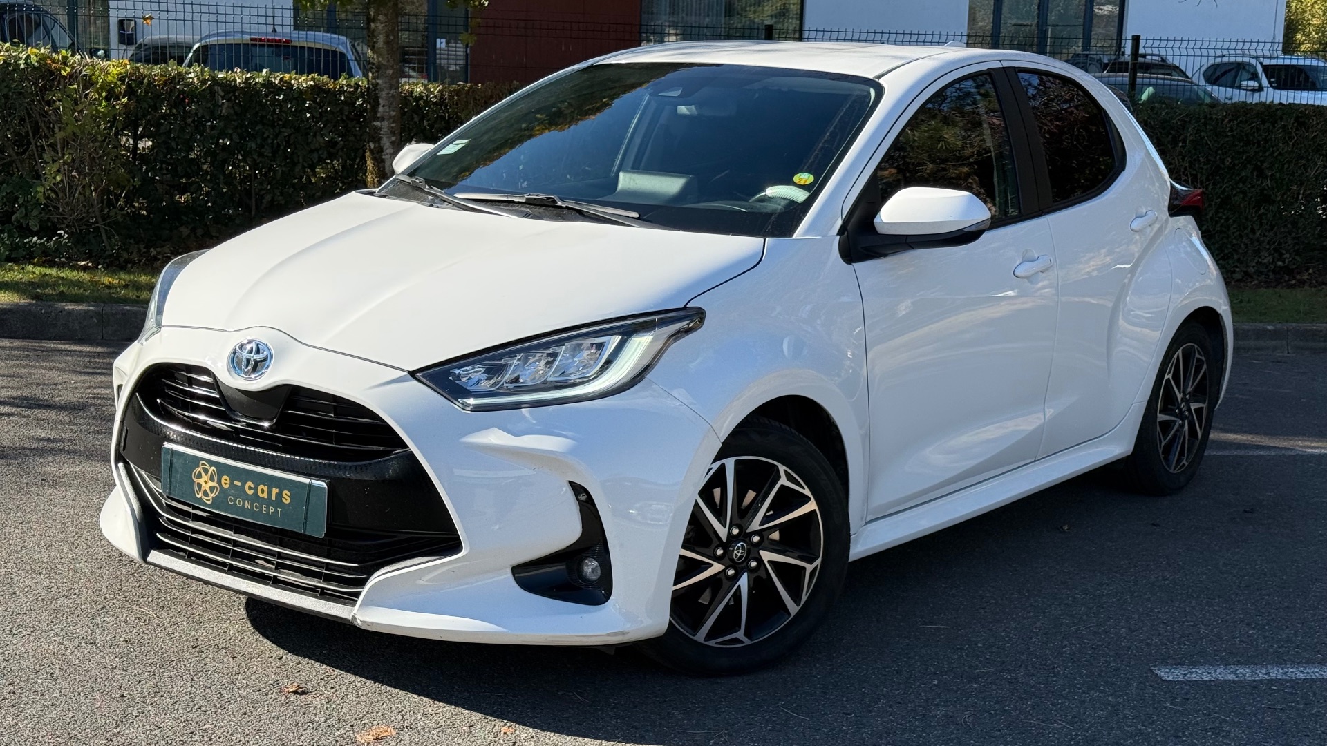 Toyota Yaris hybrid 136ch Design