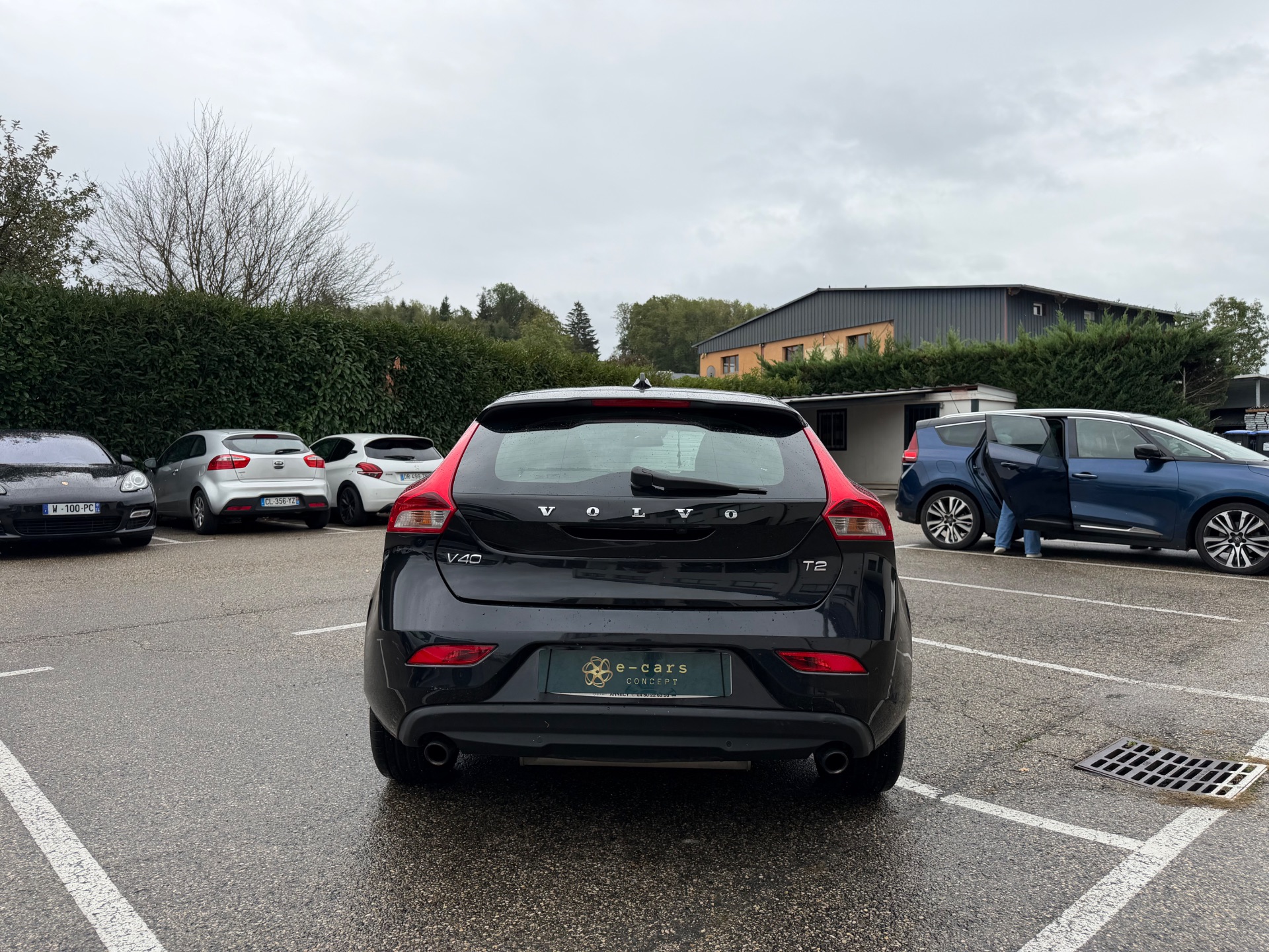 Volvo V40 1.6 122ch MOMENTUM