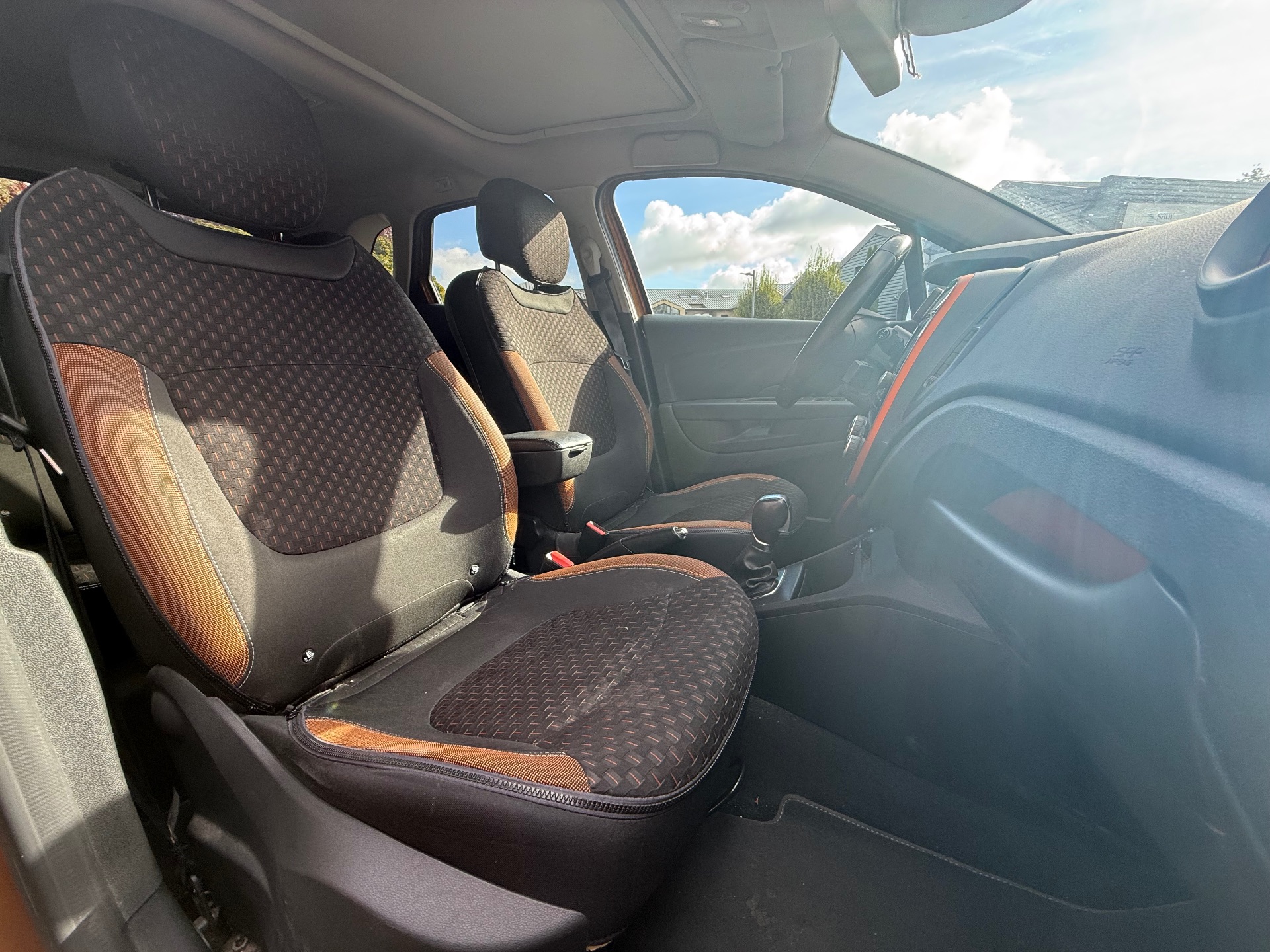 Renault Captur 1.2 TCe 16V EDC6 118ch Intens