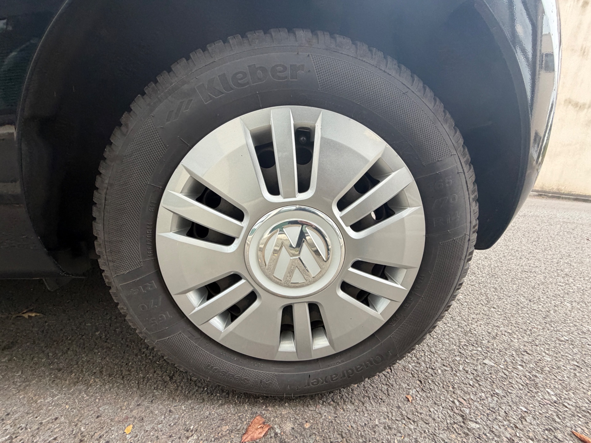 Volkswagen up! 1.0 75ch “Black Up”
