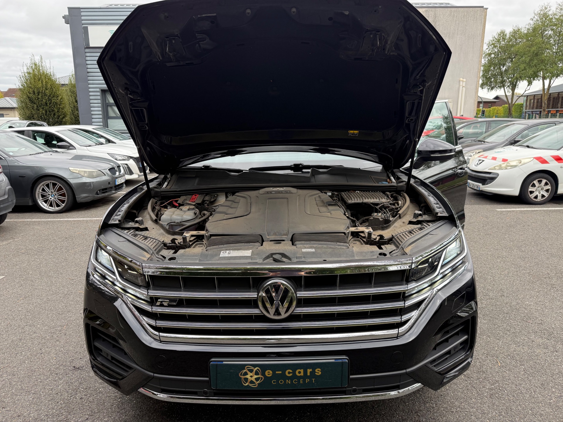 Volkswagen Touareg 3.0 TDI V6 4 MOTION 286ch R-line