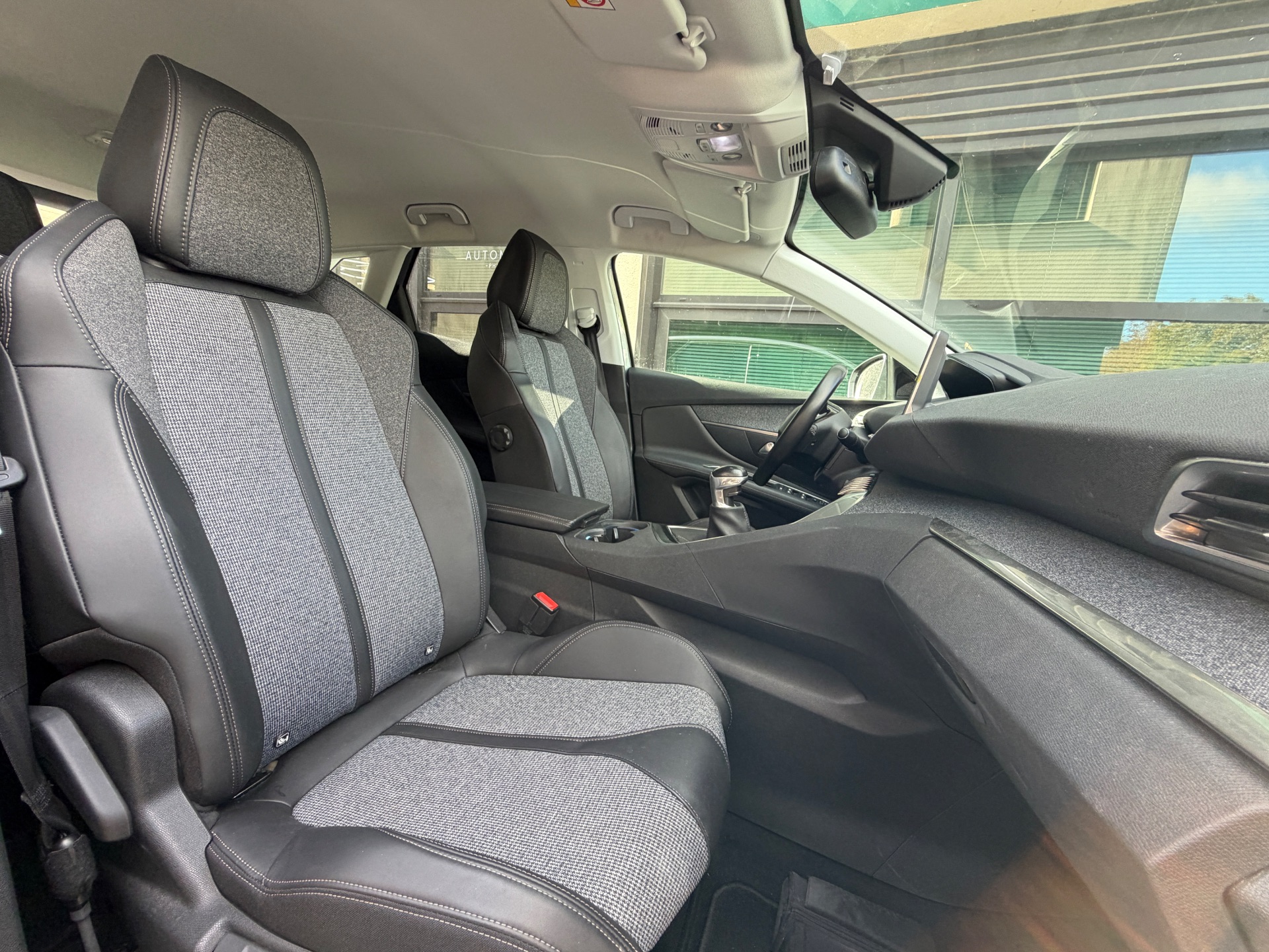 Peugeot 3008 1.2 THP Puretech 130ch “Allure”