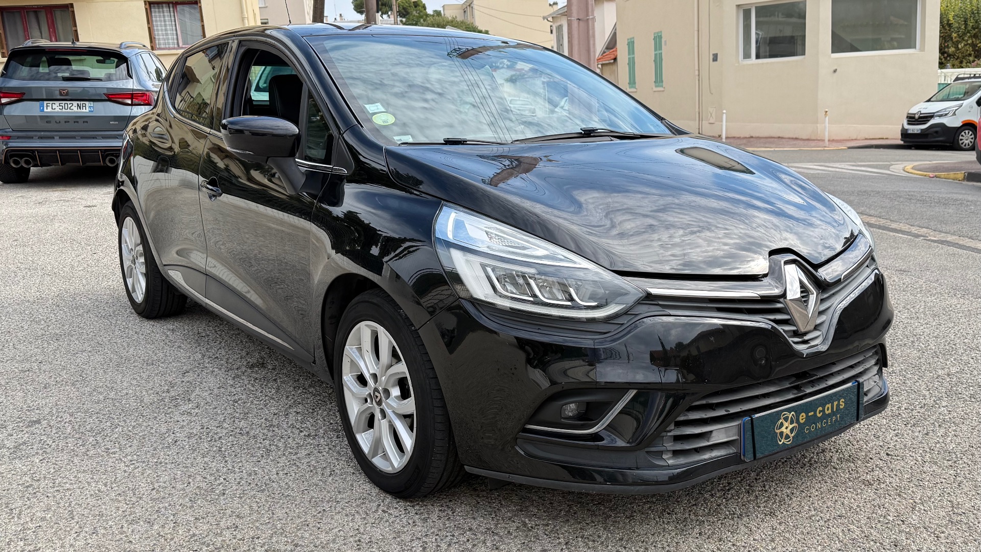 Renault Clio IV 1.5 DCI 90ch INTENS