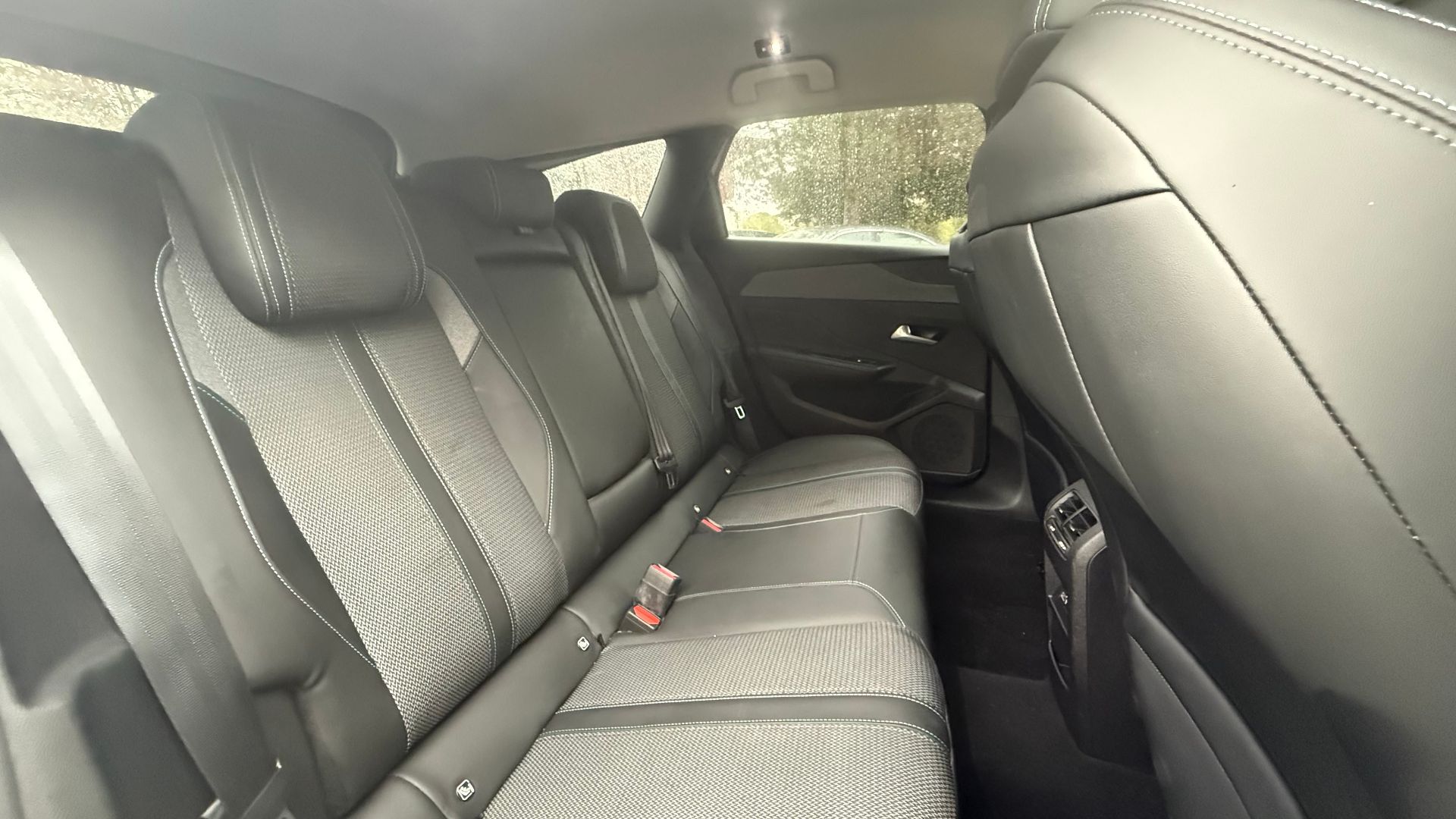 Peugeot 308 PHEV 1.6 THP 180ch Allure