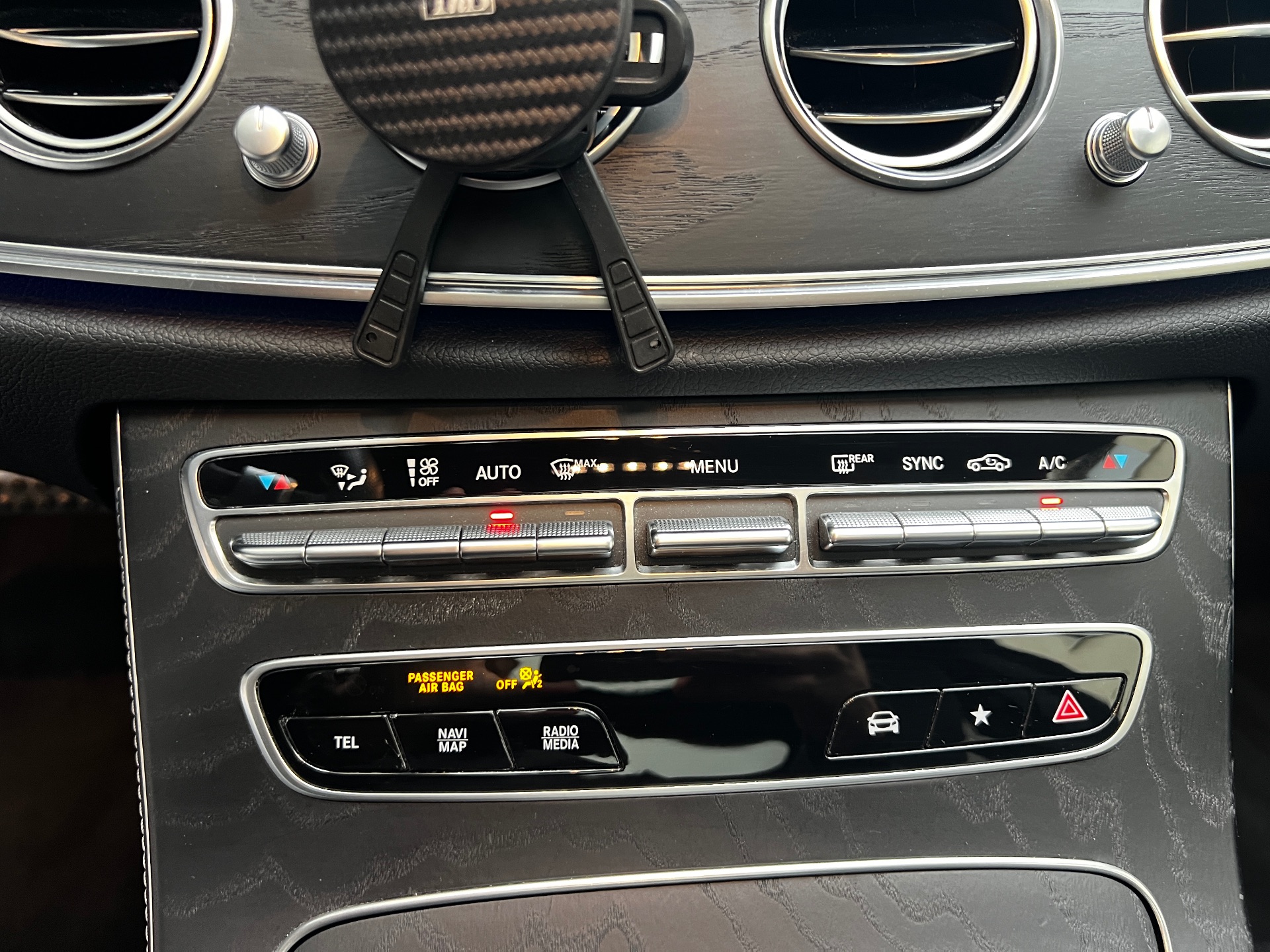 MERCEDES-BENZ Classe E 220 D 194ch AMG-Line+