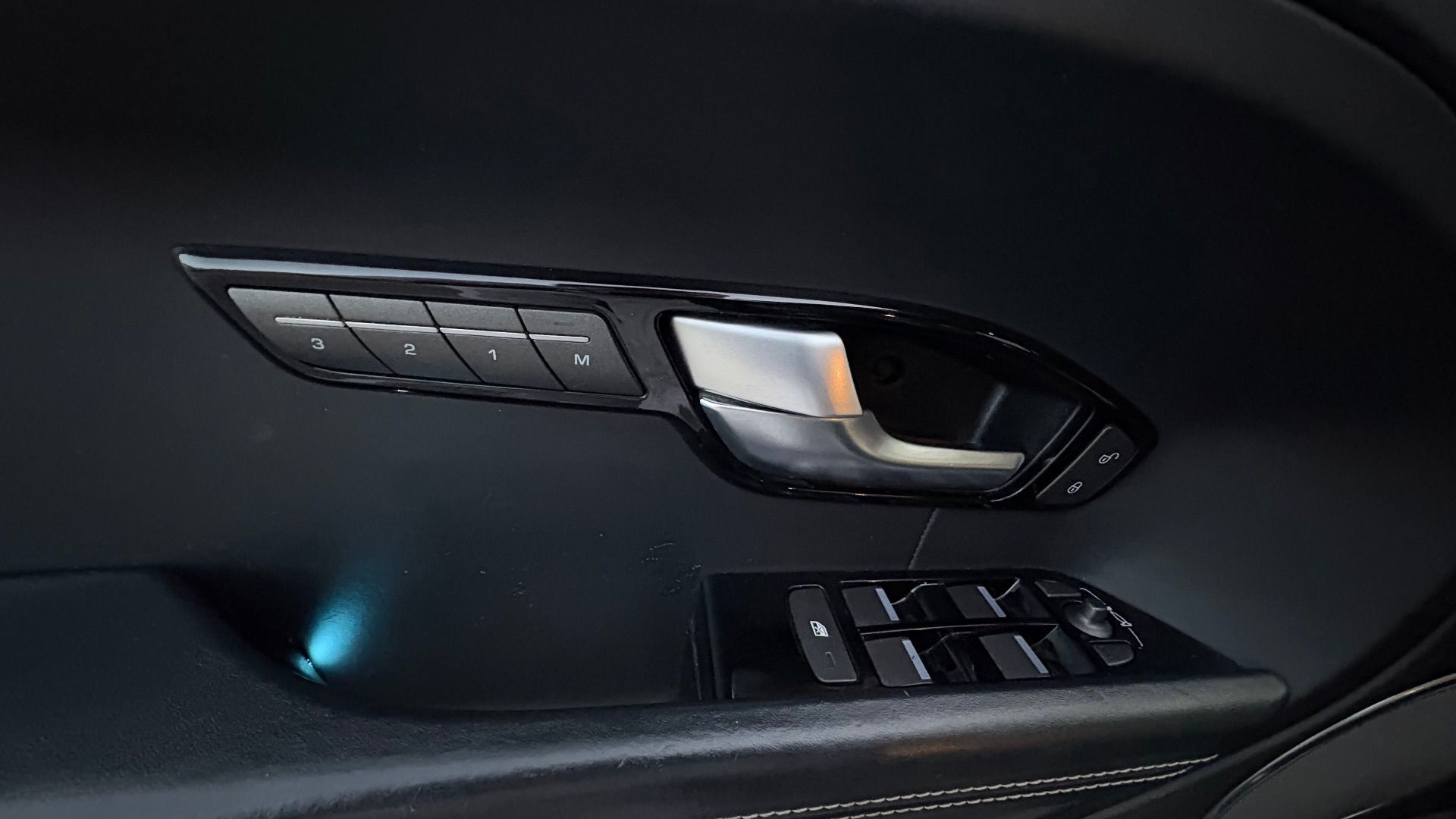 Land Rover Range Rover Evoque 2.2 190ch DYNAMIC