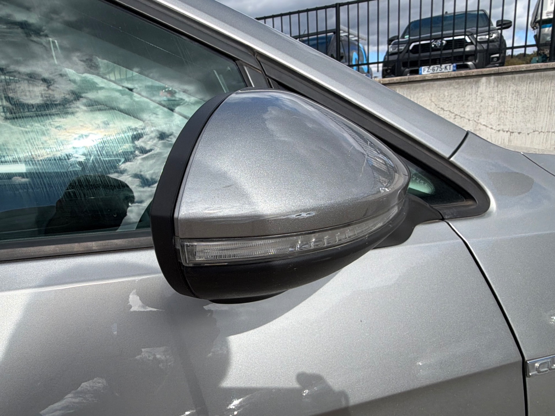 Volkswagen Golf 1.2 TSI 105ch CUP 4 pneus neige sur jantes