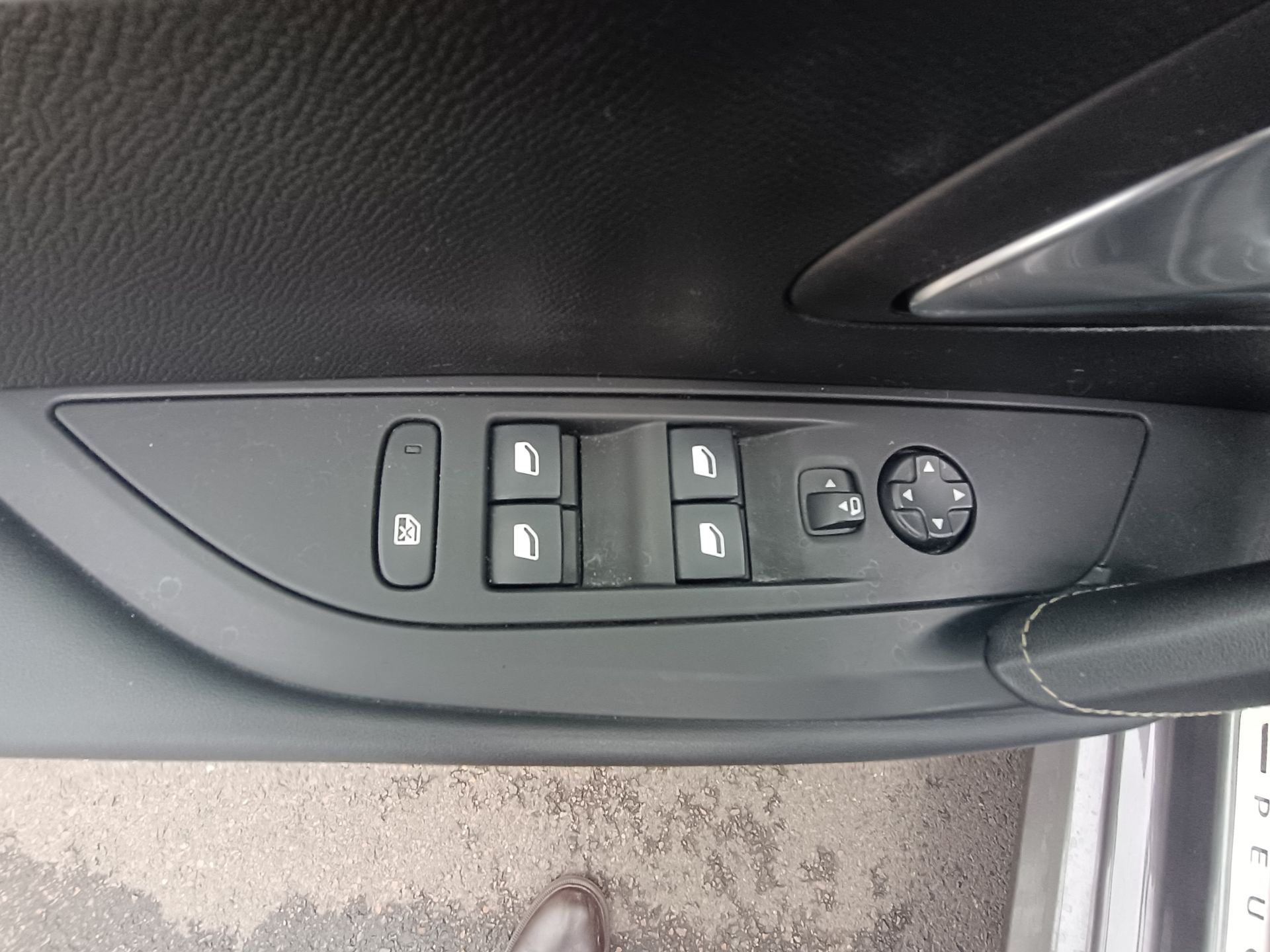 Peugeot 208 1.2 100ch GT LINE