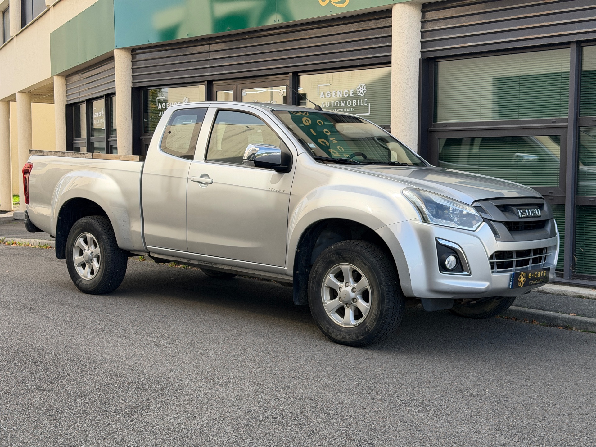 isuzu D-MAX 1.9 DDi 164ch “Planet”