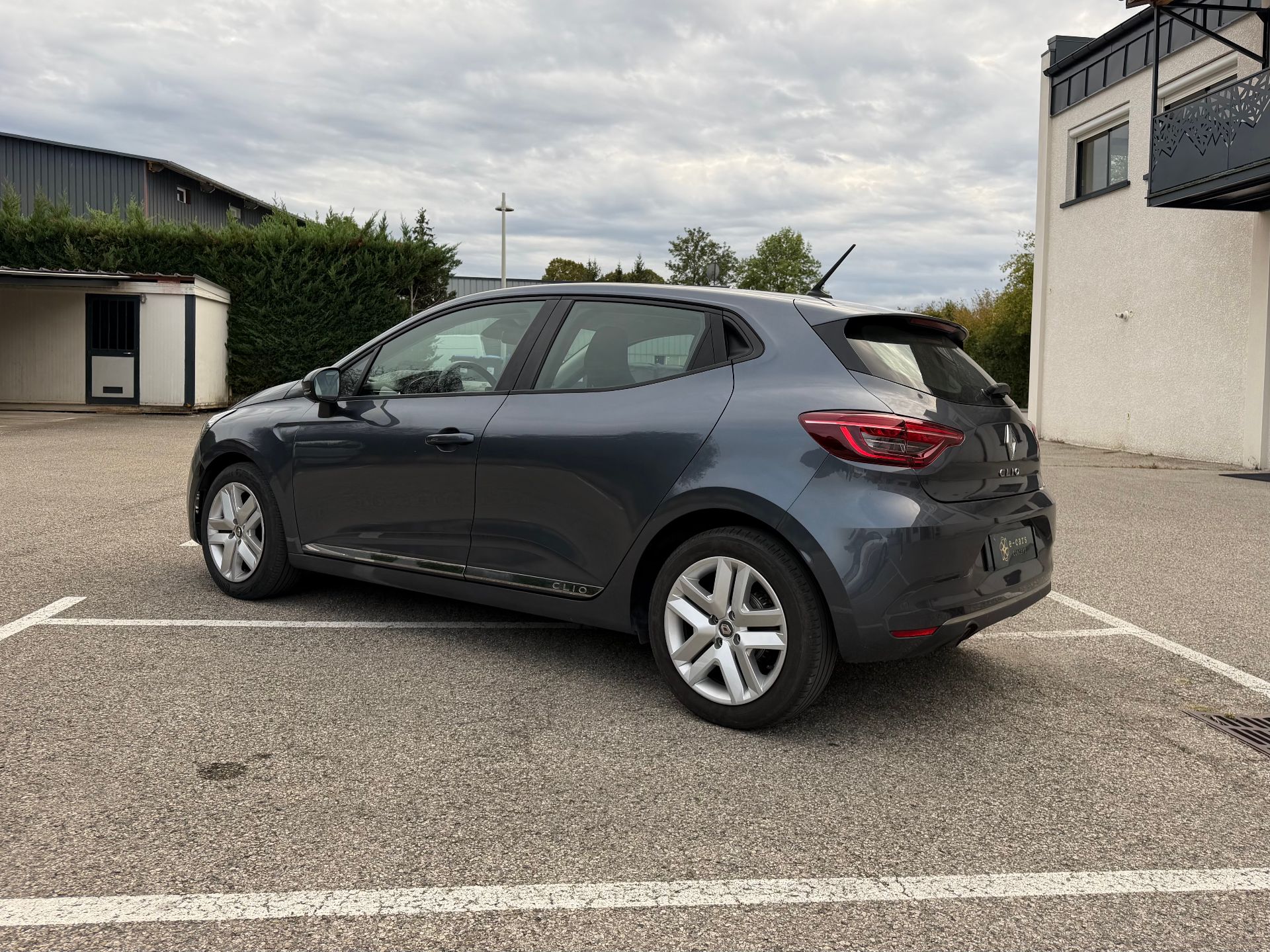 Renault Clio 1.5 bluedci 85ch BUSINESS