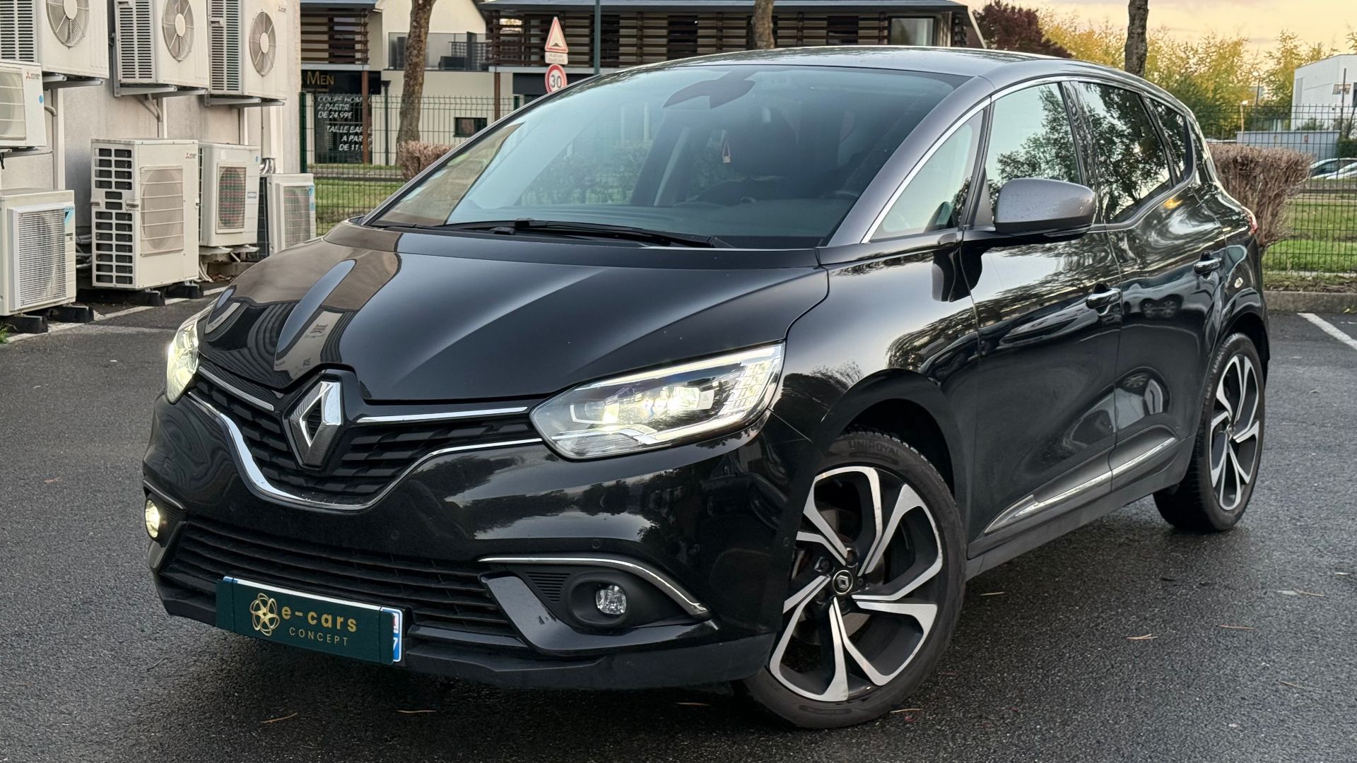 Renault Scenic 1.7 Bluedci 8ch Intens