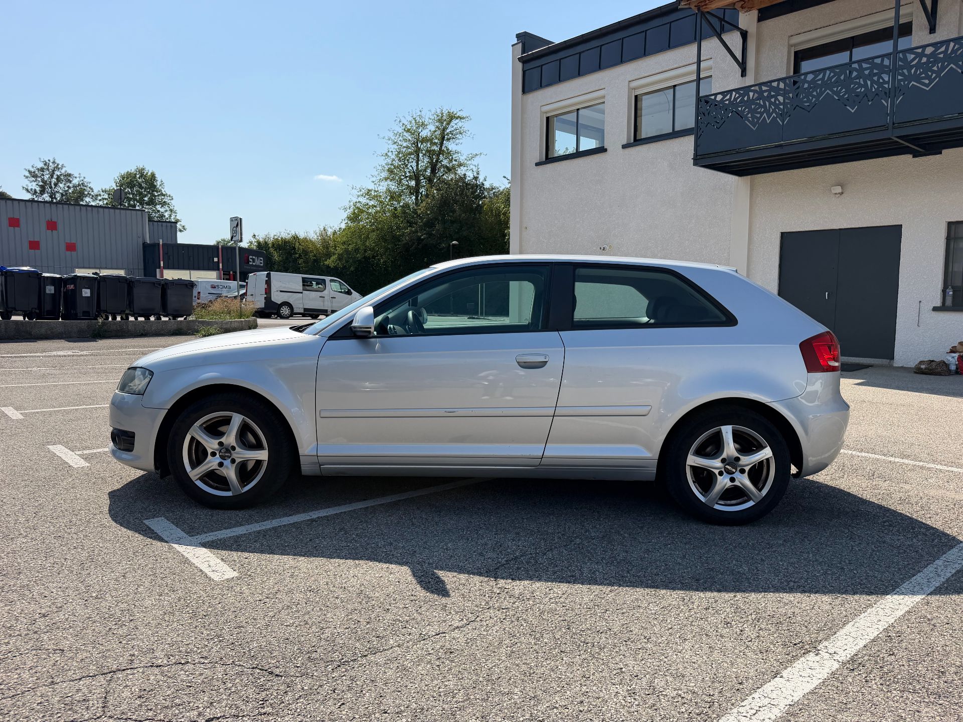 Audi A3 1.6 tdi 105ch AMBITION