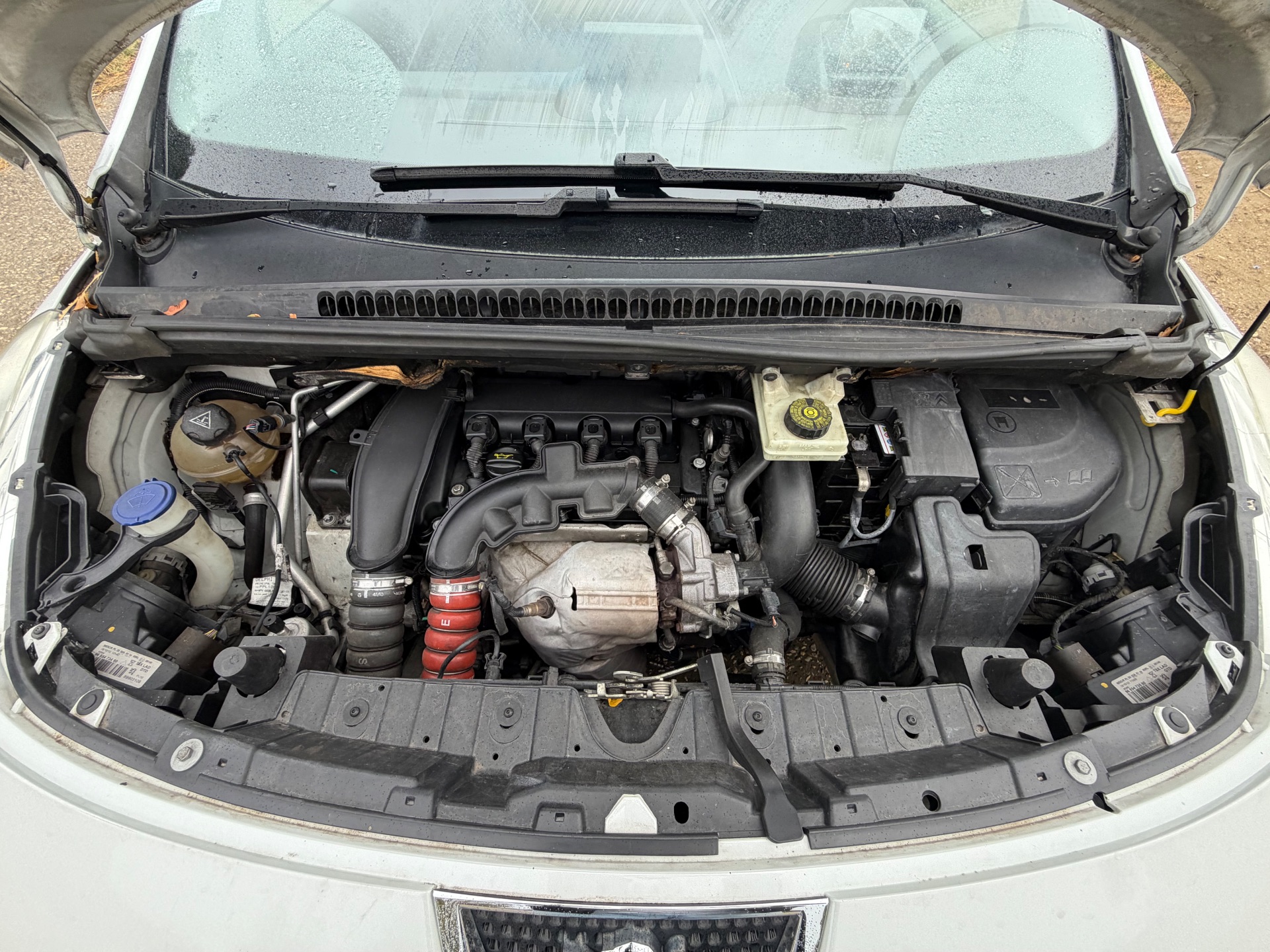 peugeot 3008 1.6thp 156ch prenium