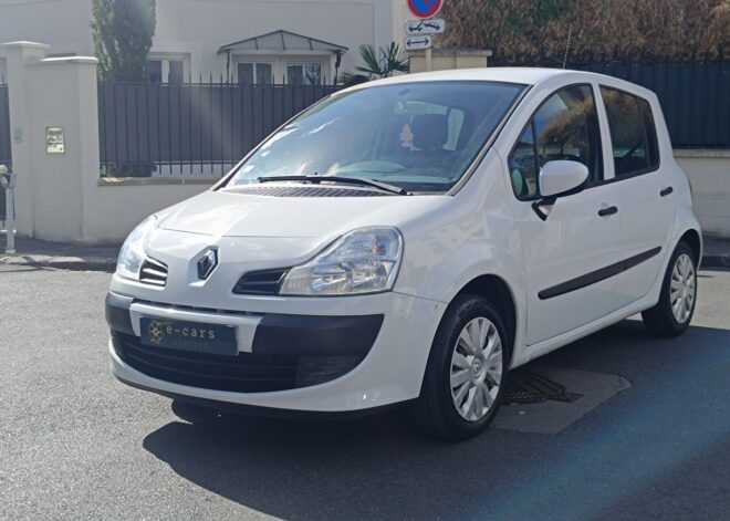 Renault MODUS 1.2i 75ch