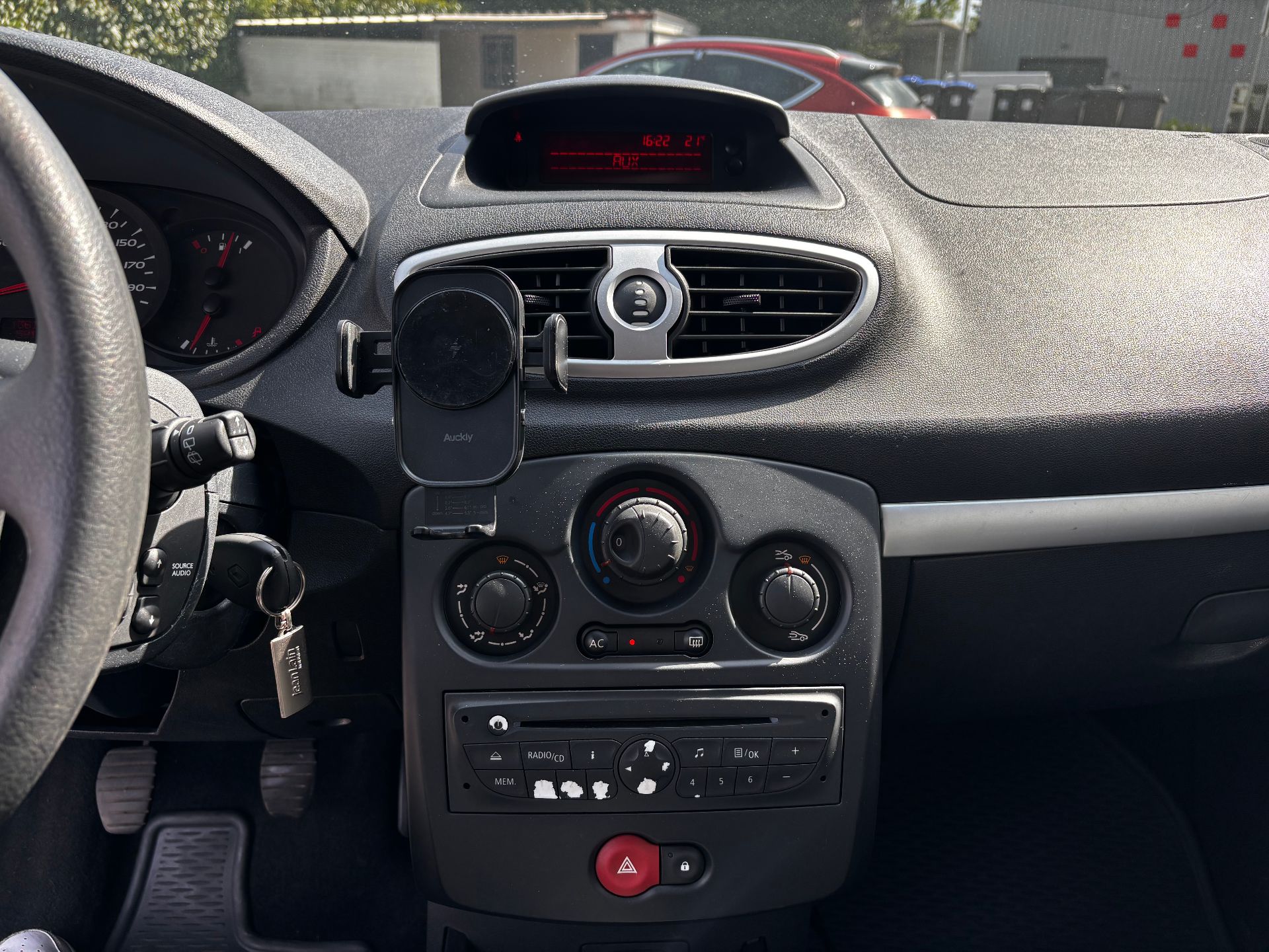 Renault Clio III 1.5 dci 75ch SOCIETE AIR