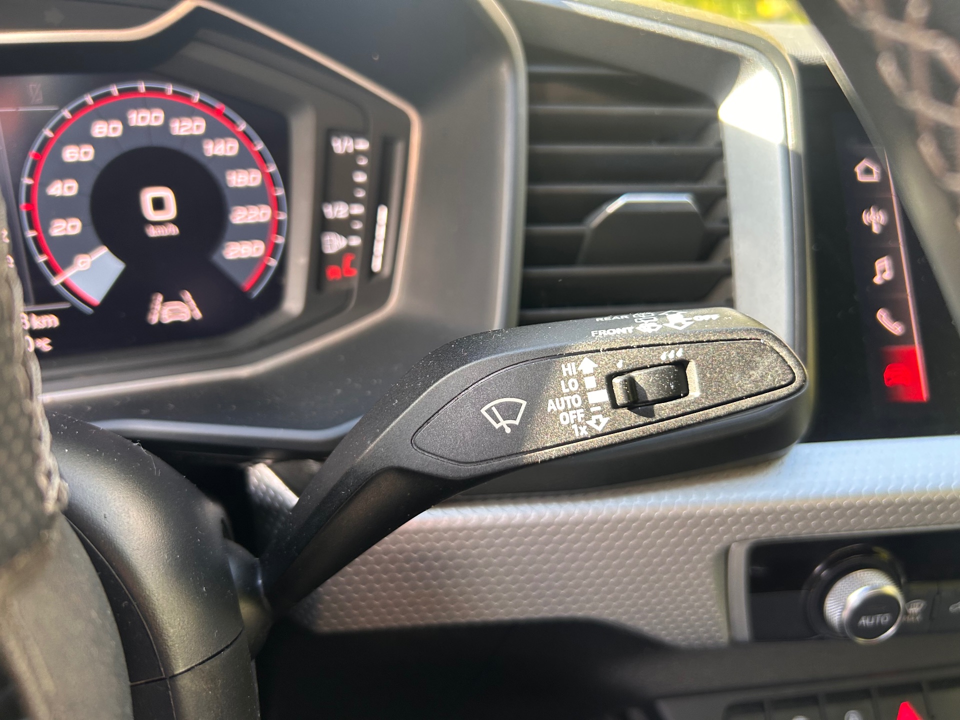 Audi A1 110ch s line