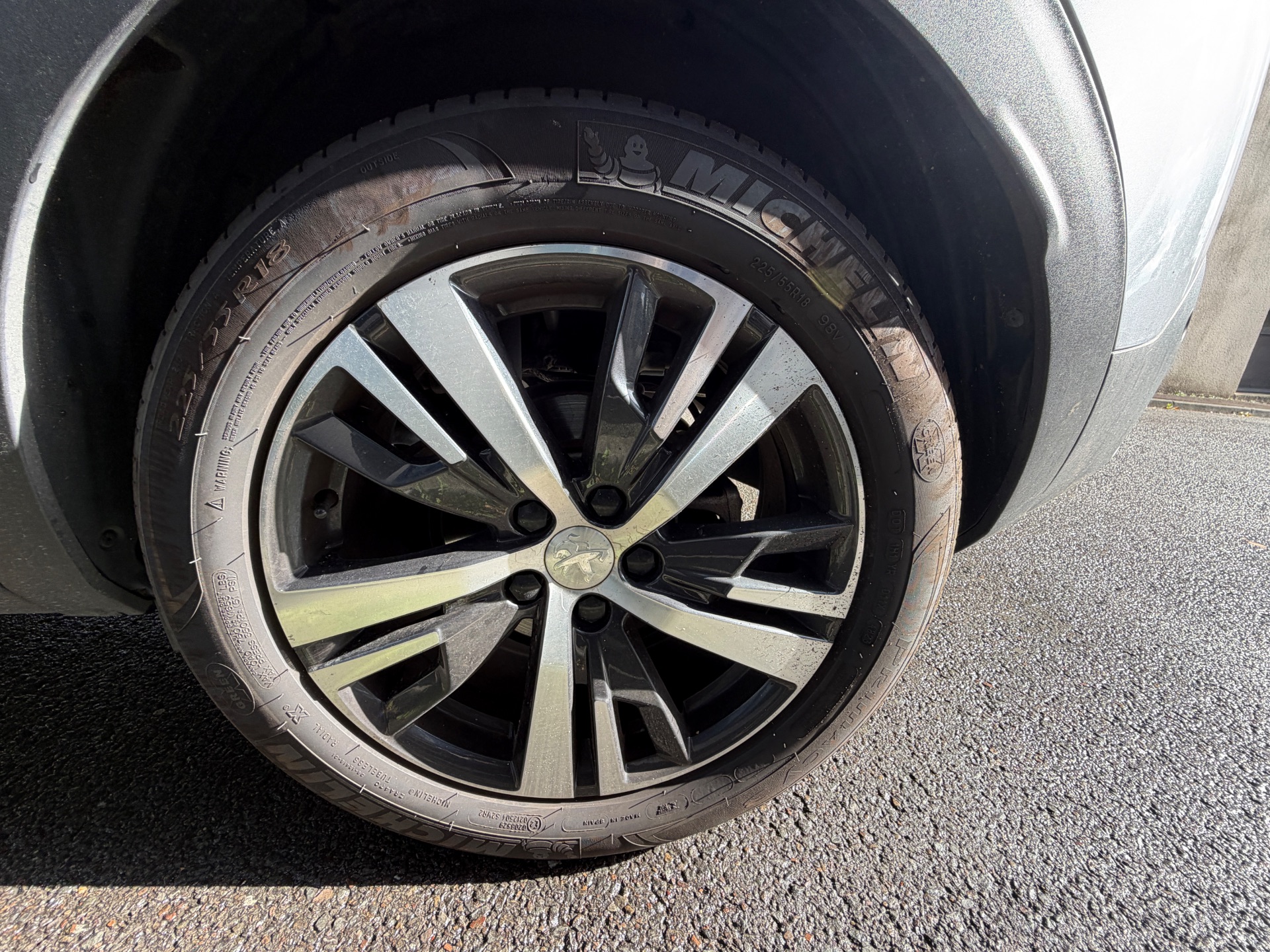 Peugeot 3008 1.2 THP Puretech 130ch “Allure”