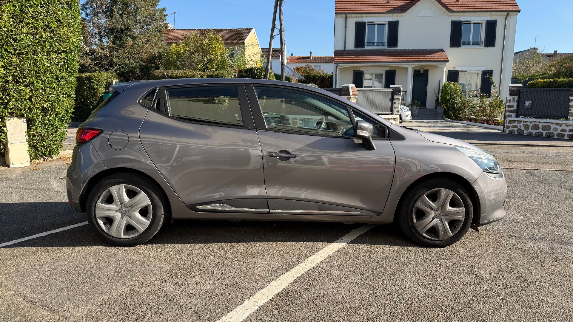Renault Clio IV 1.2 TCE 75ch Zen