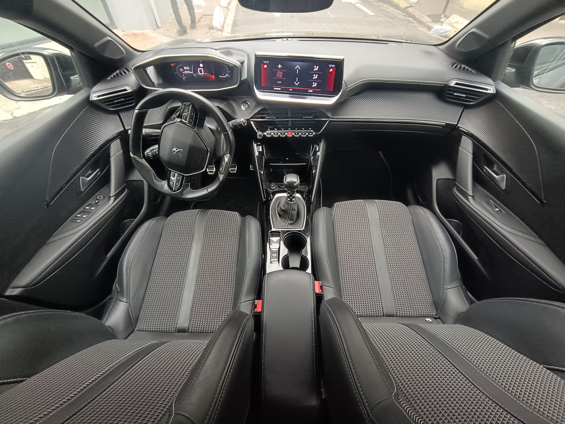 Peugeot 208 1.2 100ch GT LINE