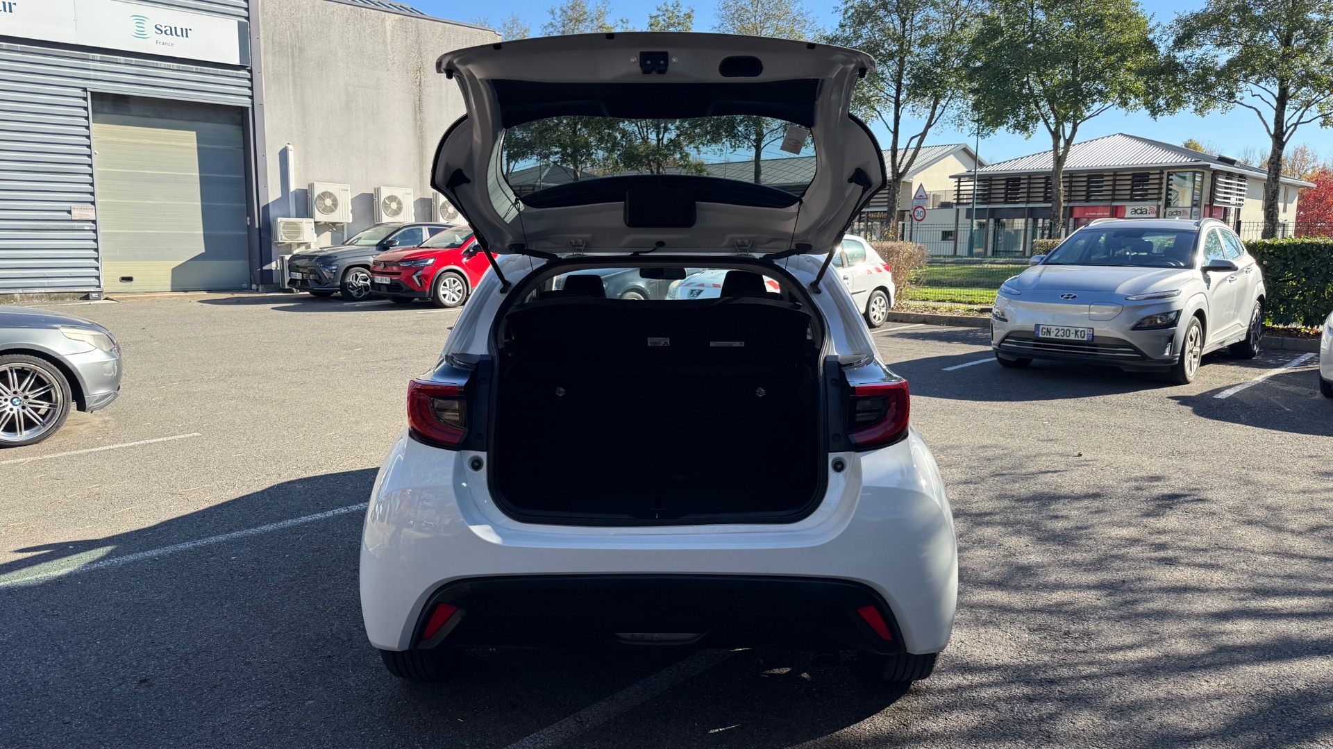 Toyota Yaris hybrid 136ch Design