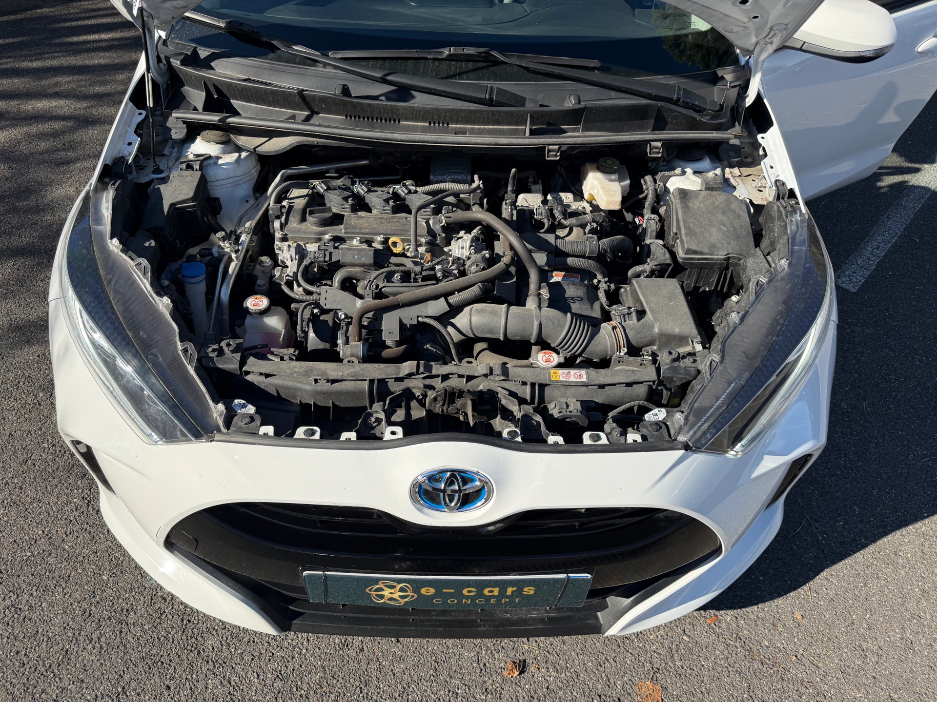 Toyota Yaris hybrid 136ch Design