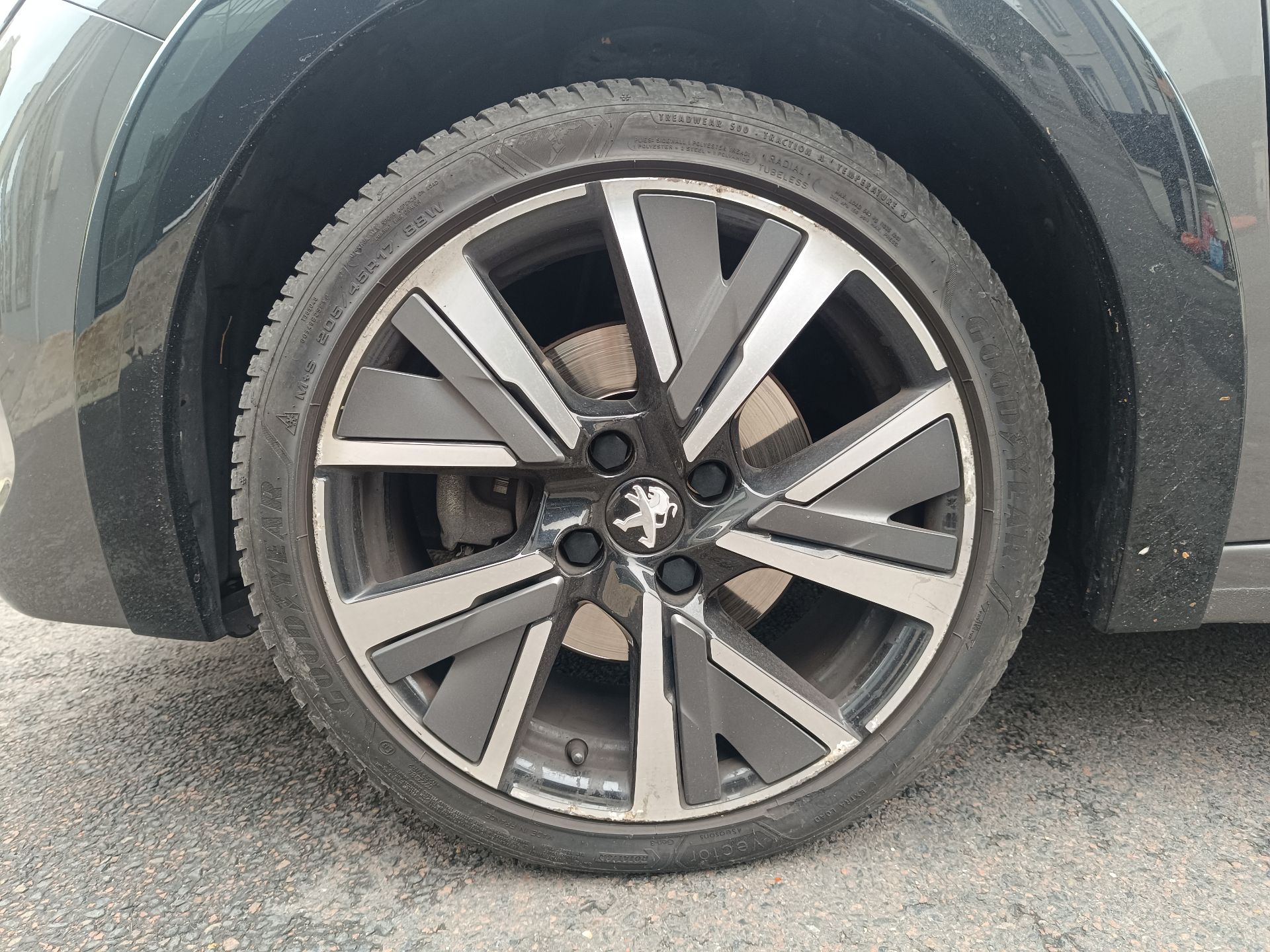 Peugeot 208 1.2 100ch GT LINE