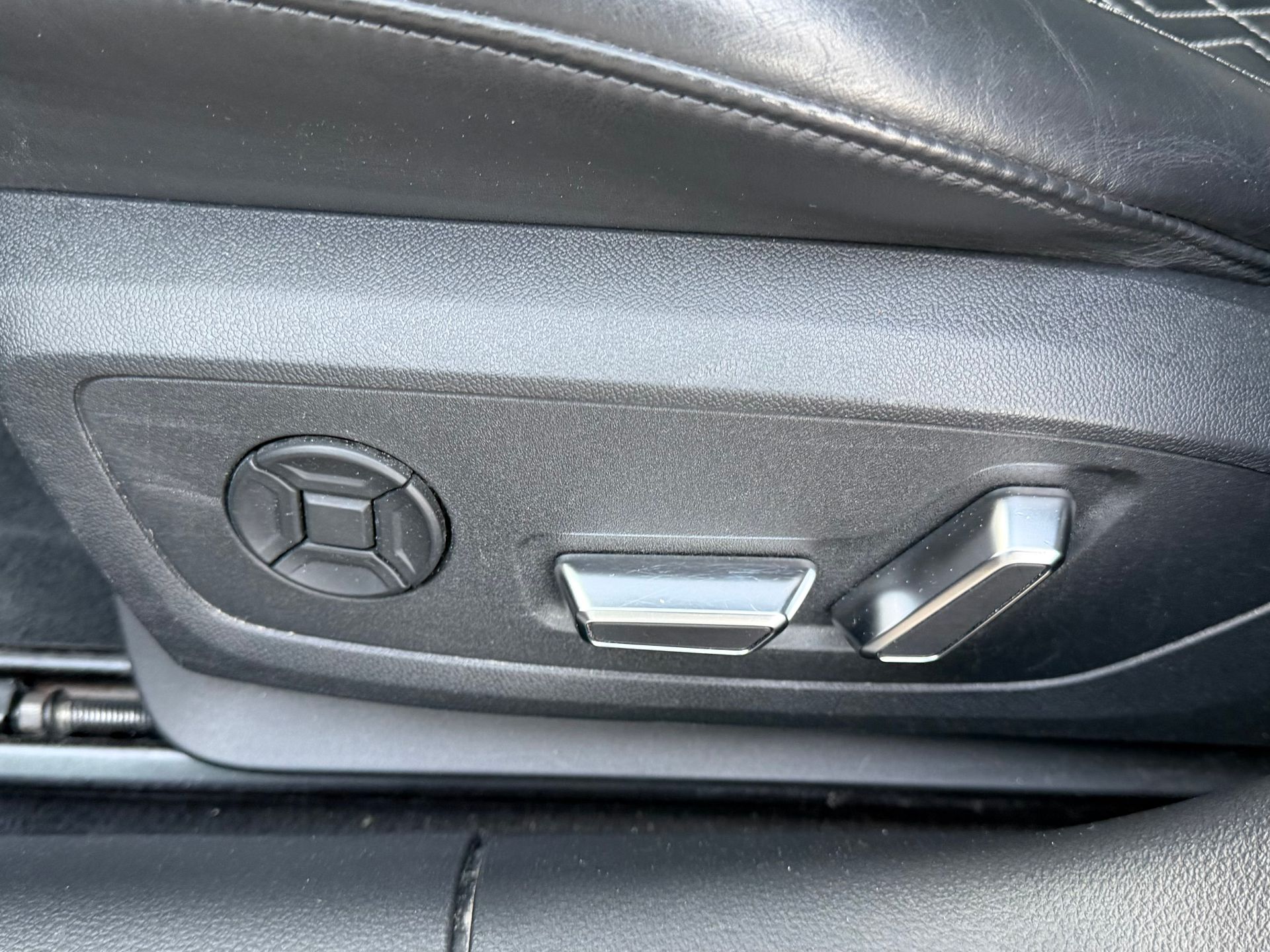 Audi A6 55 tfsi 367ch Sline compétition