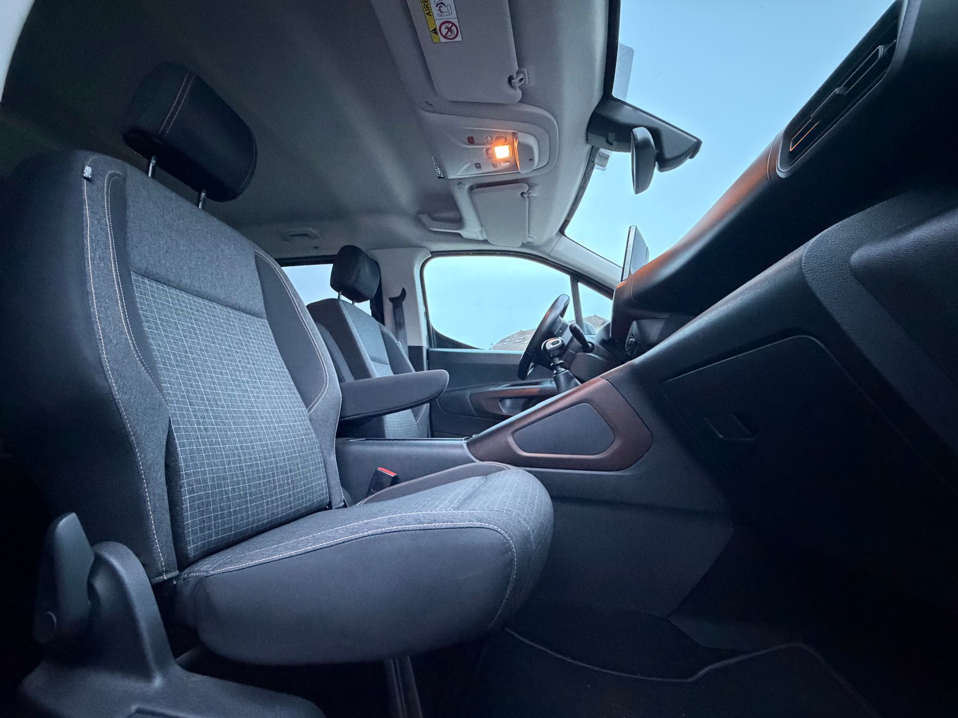 Peugeot Rifter 1.5HDI 130ch GT LINE