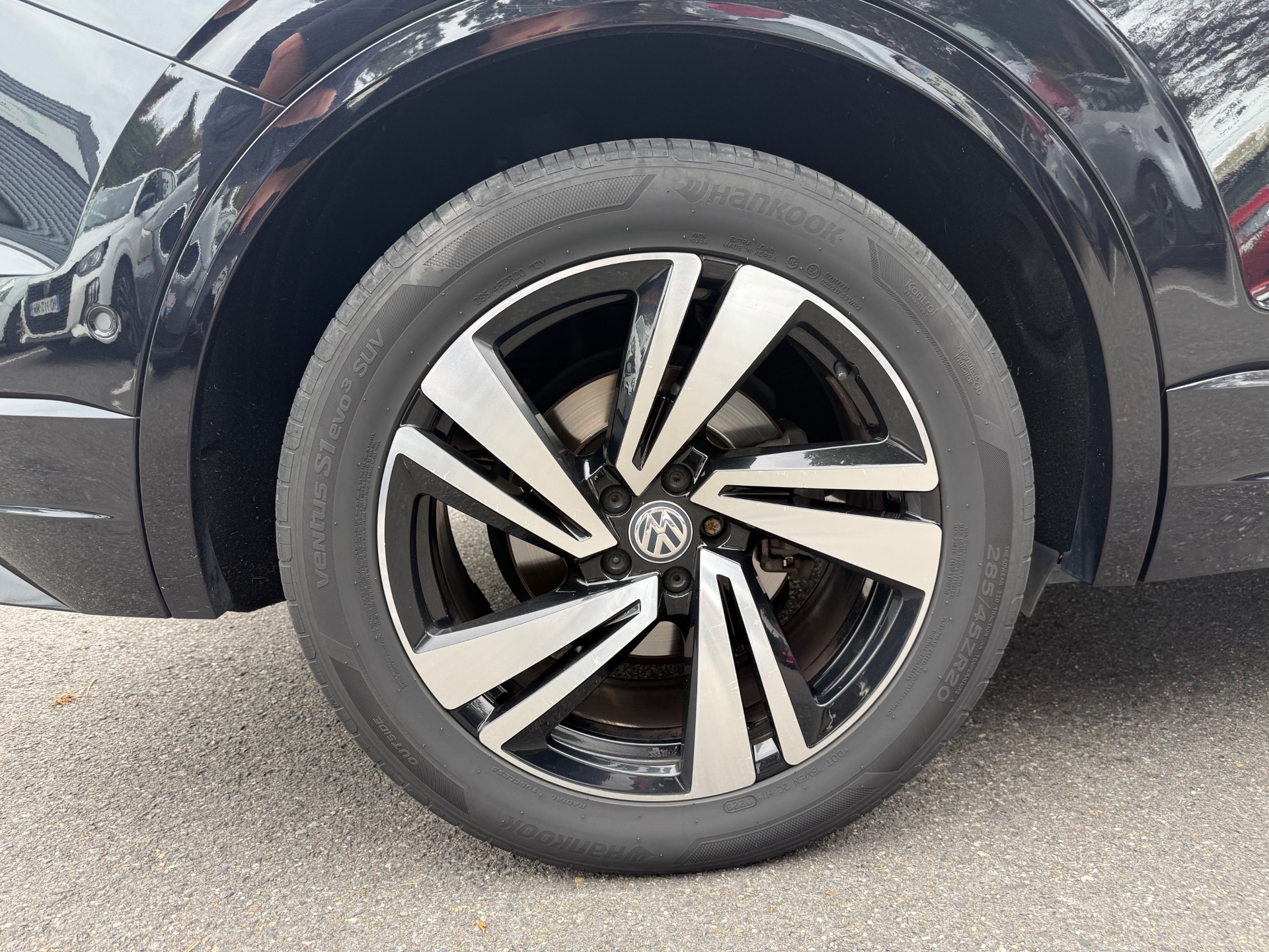 Volkswagen Touareg 3.0 TDI V6 4 MOTION 286ch R-line