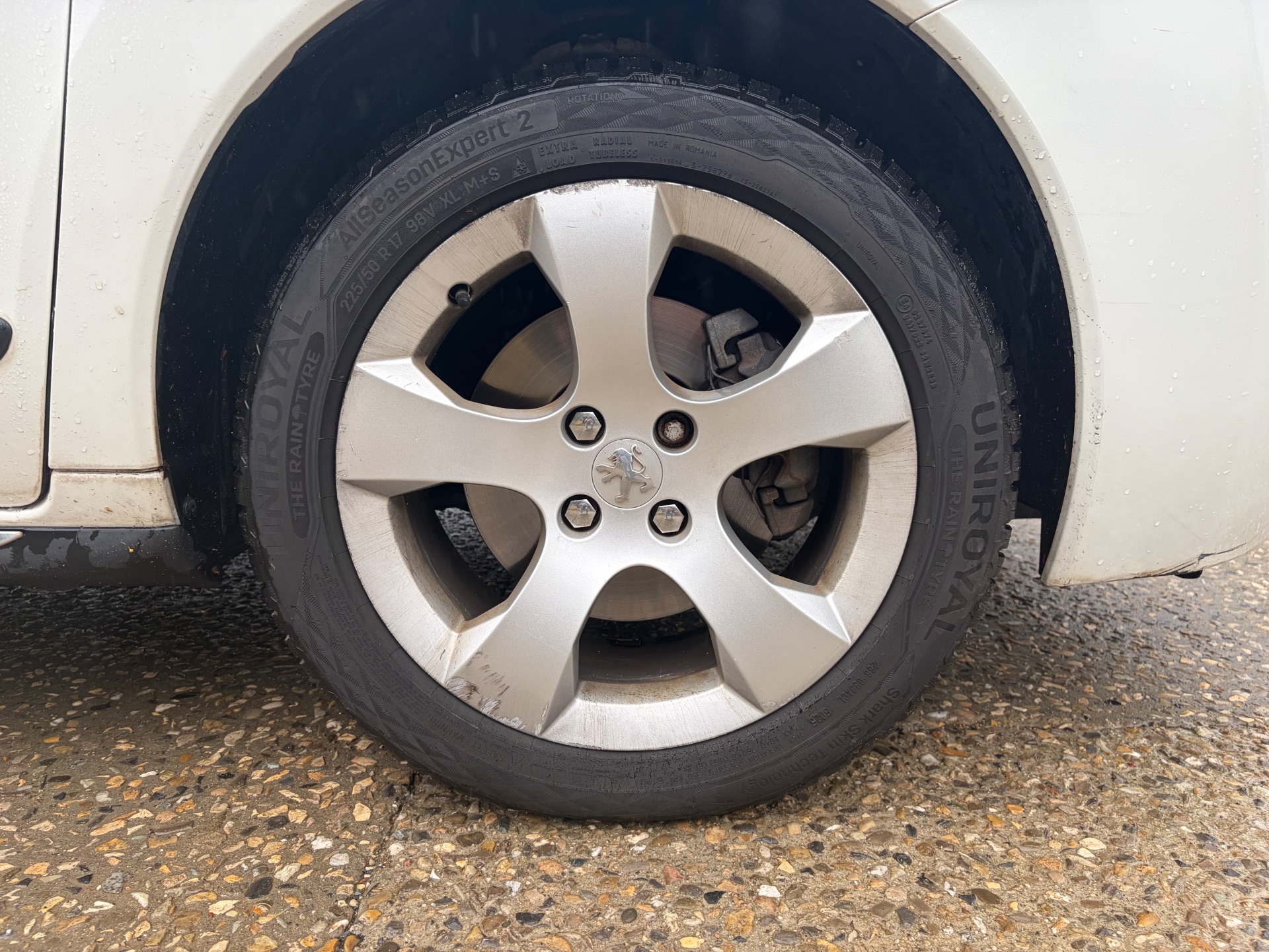 peugeot 3008 1.6thp 156ch prenium