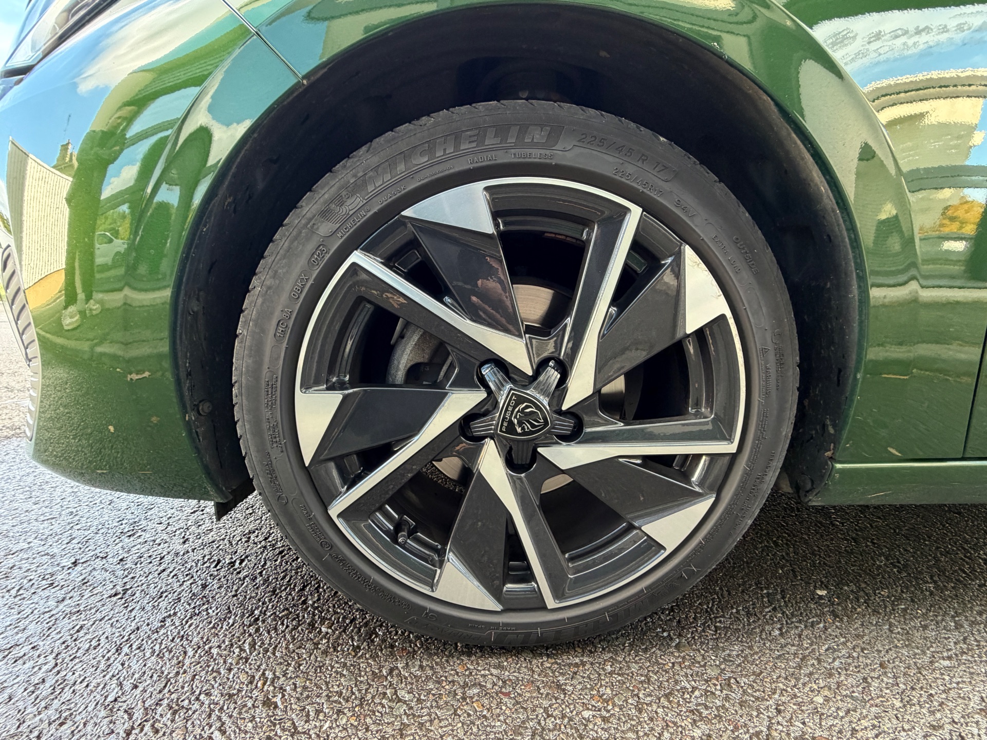 Peugeot 308 1.2 Puretech 130ch “Allure Pack”