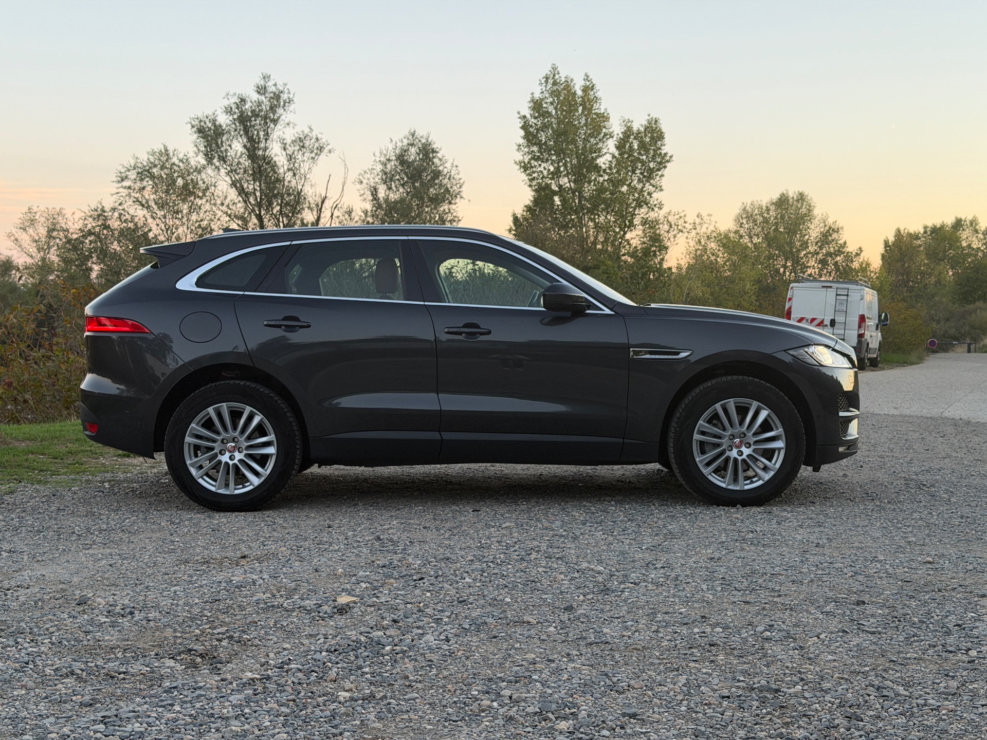 Jaguar F-Pace 2.0 D 180ch Portfolio 4X4