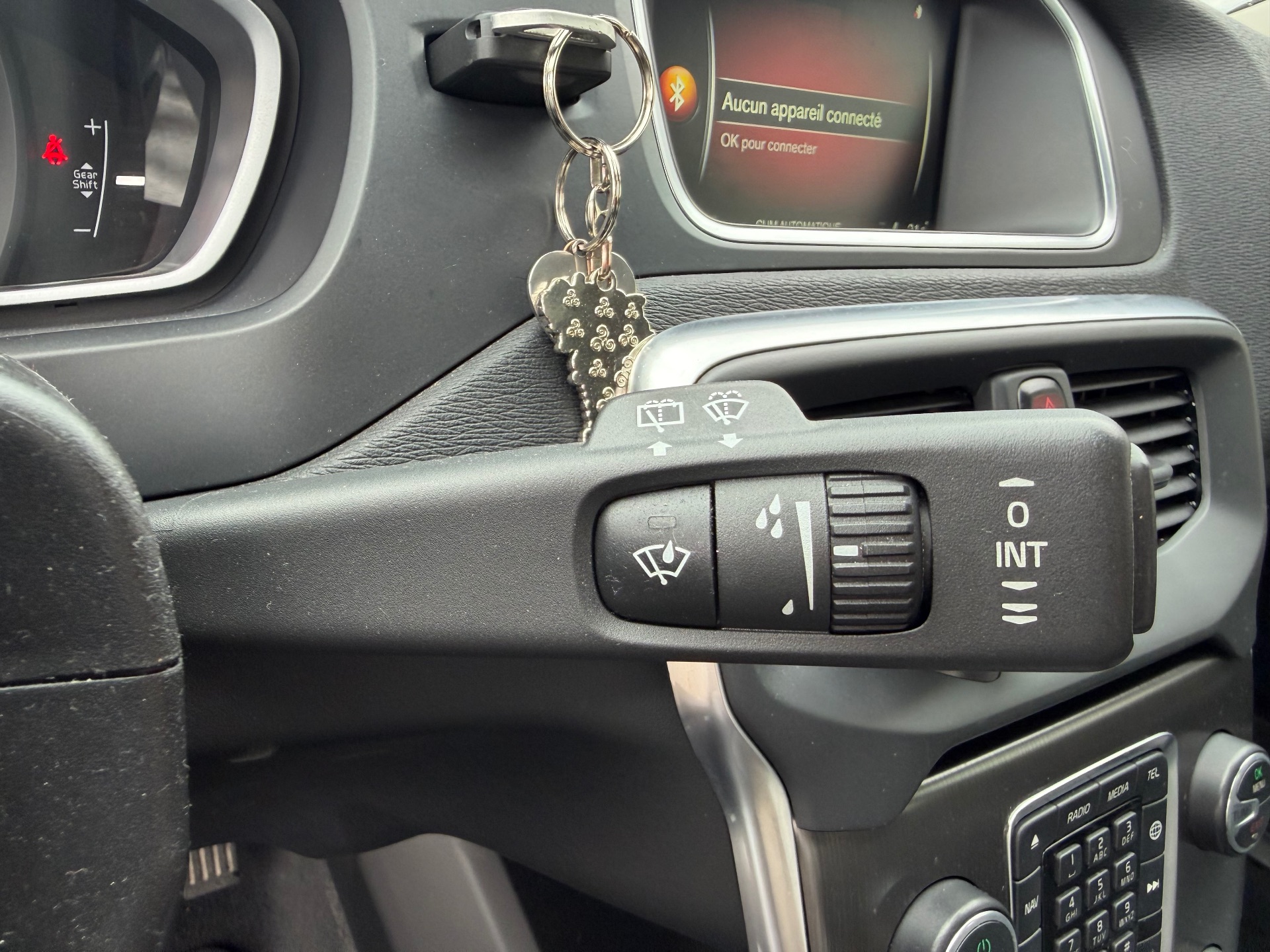 Volvo V40 1.6 122ch MOMENTUM