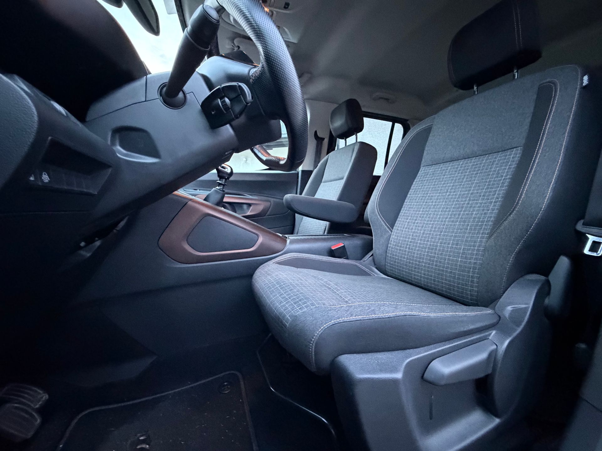 Peugeot Rifter 1.5HDI 130ch GT LINE