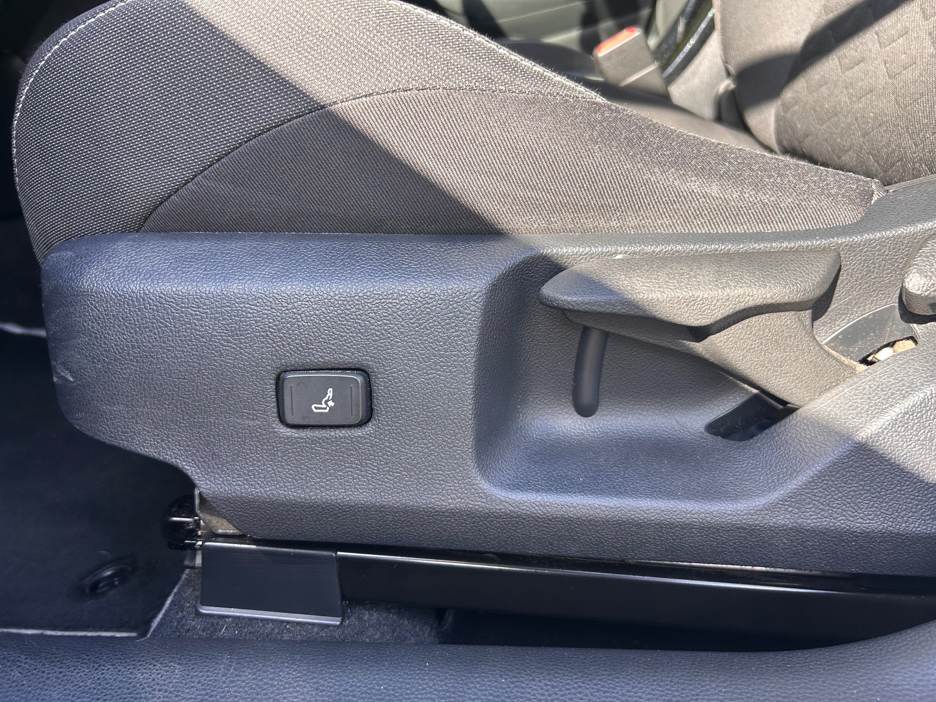 toyata corolla 122ch touring sport