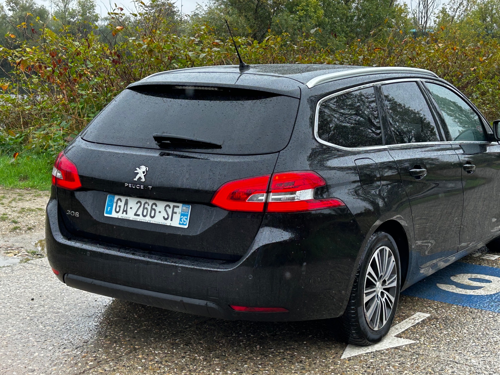 Peugeot 308 1.5 BLUEHDI 130ch Allure