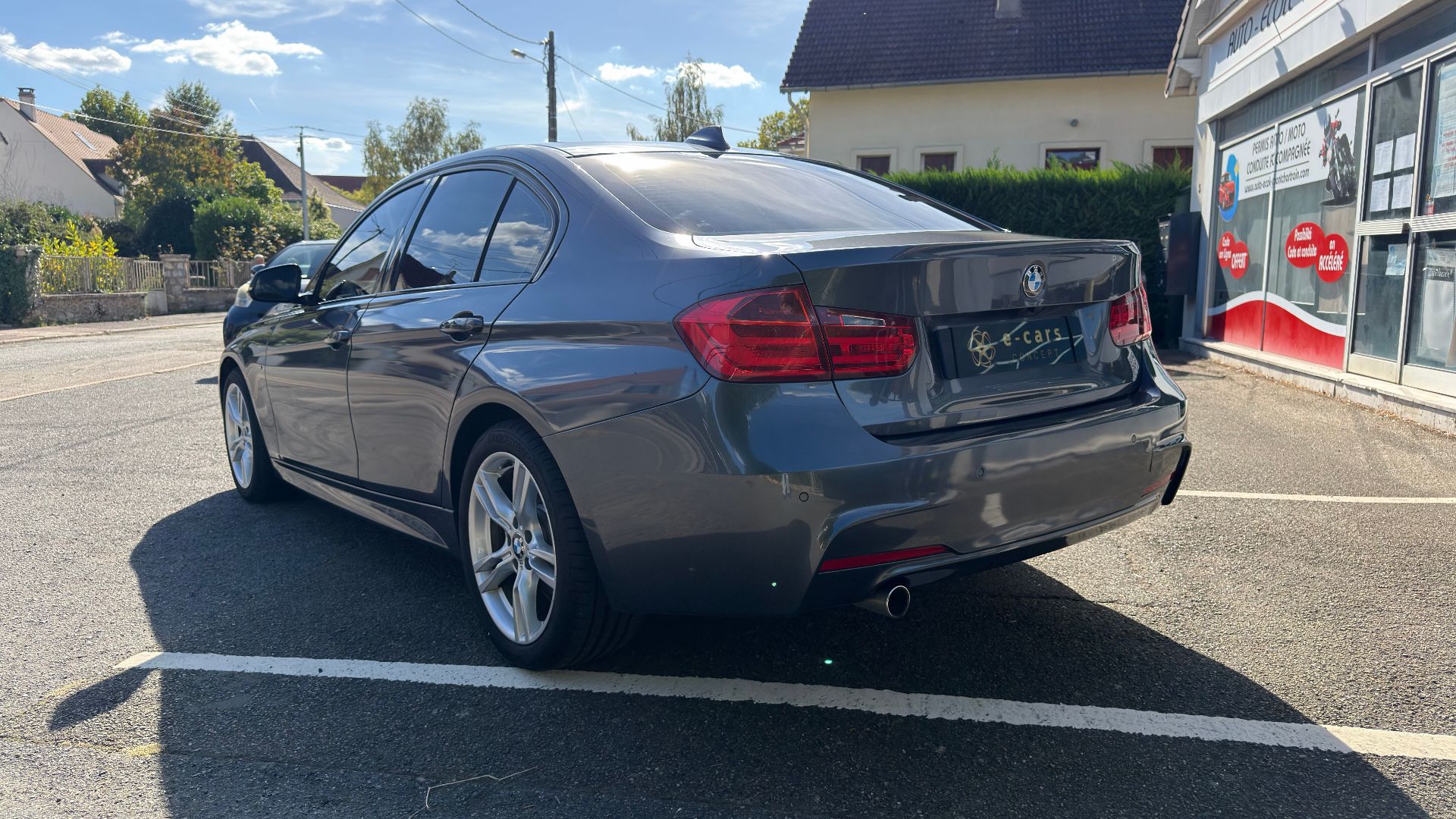 BMW Série 3 320d 184ch xDrive Pack M