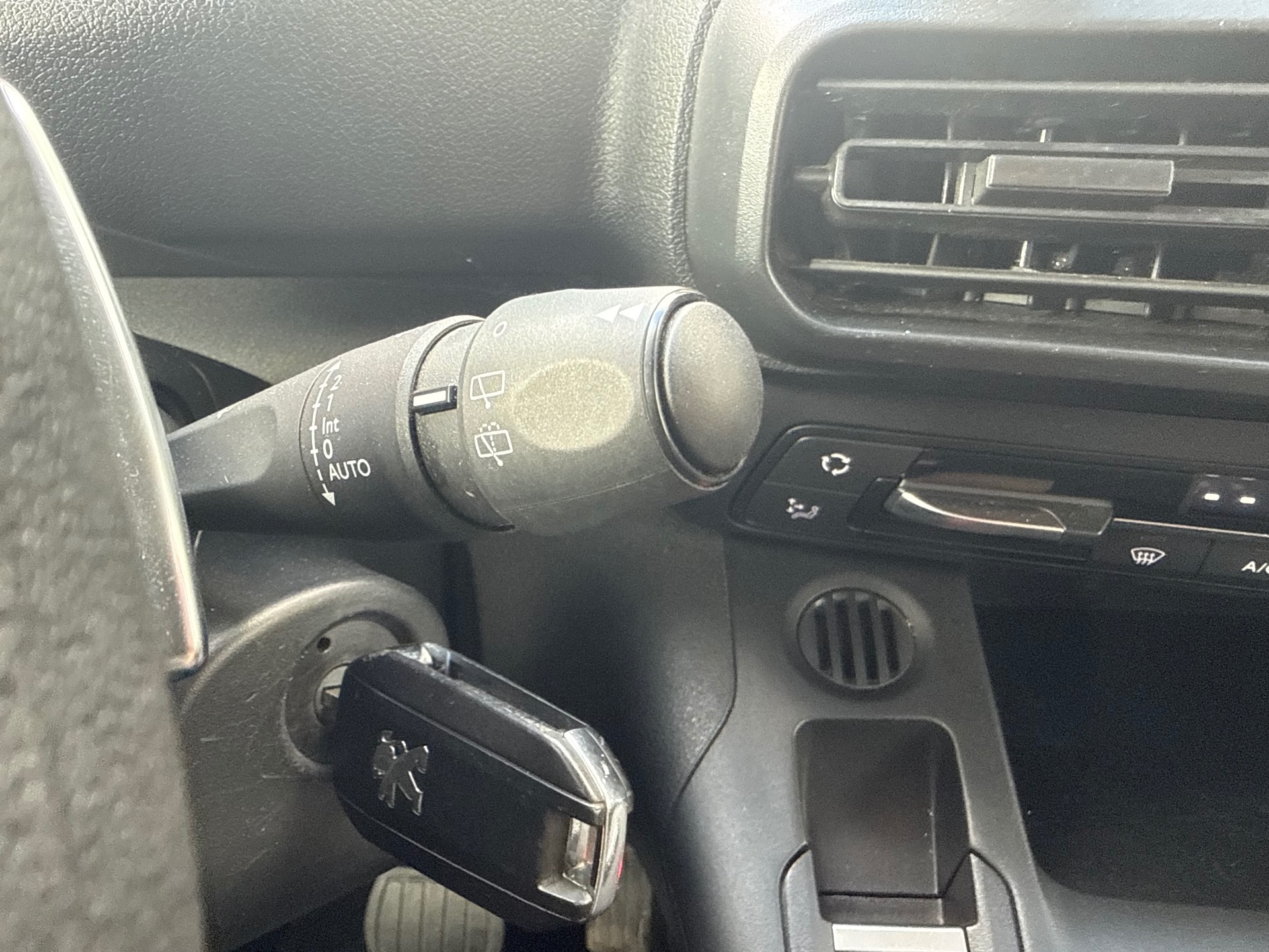 Peugeot Partner 1.5 BlueHDi 131ch Premium