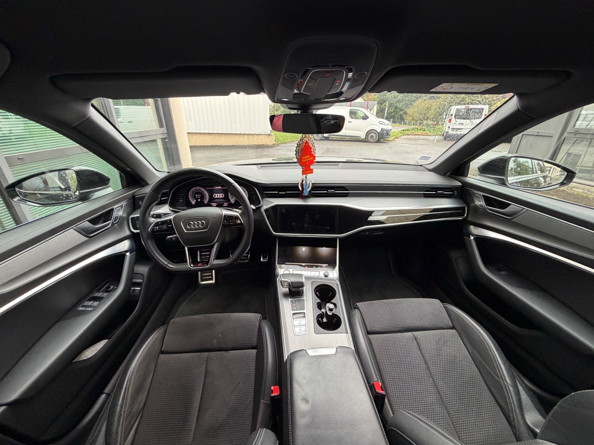 Audi A6 2.0 50 TFSIe 299ch “S Line”