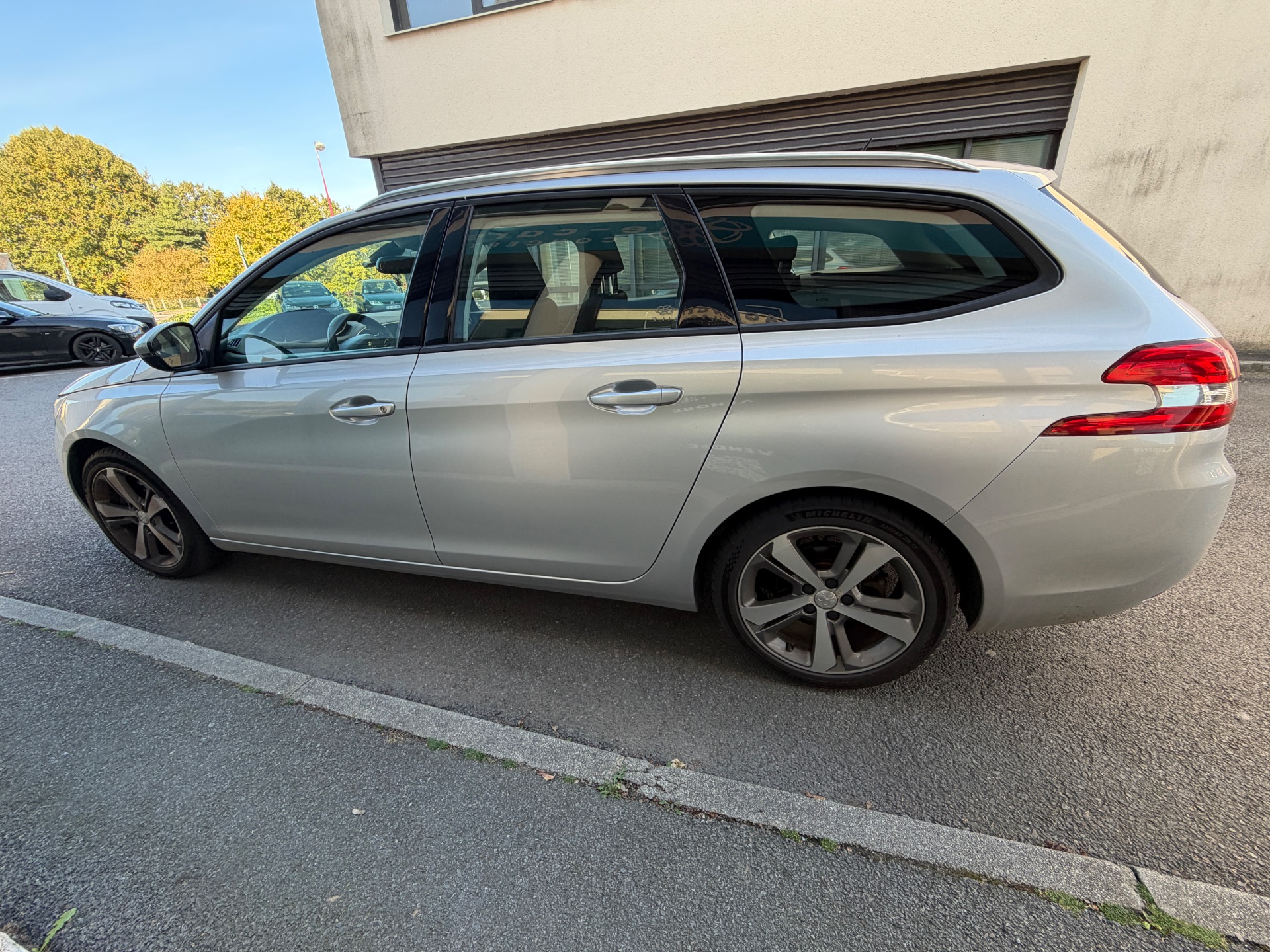Peugeot 308 SW 2.0 BlueHDI 150ch “Allure Business”