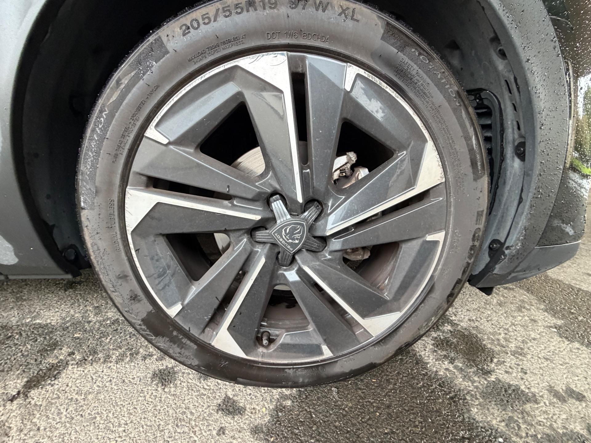 Peugeot 408 1.2 THP Puretech 130ch “Allure Pack”