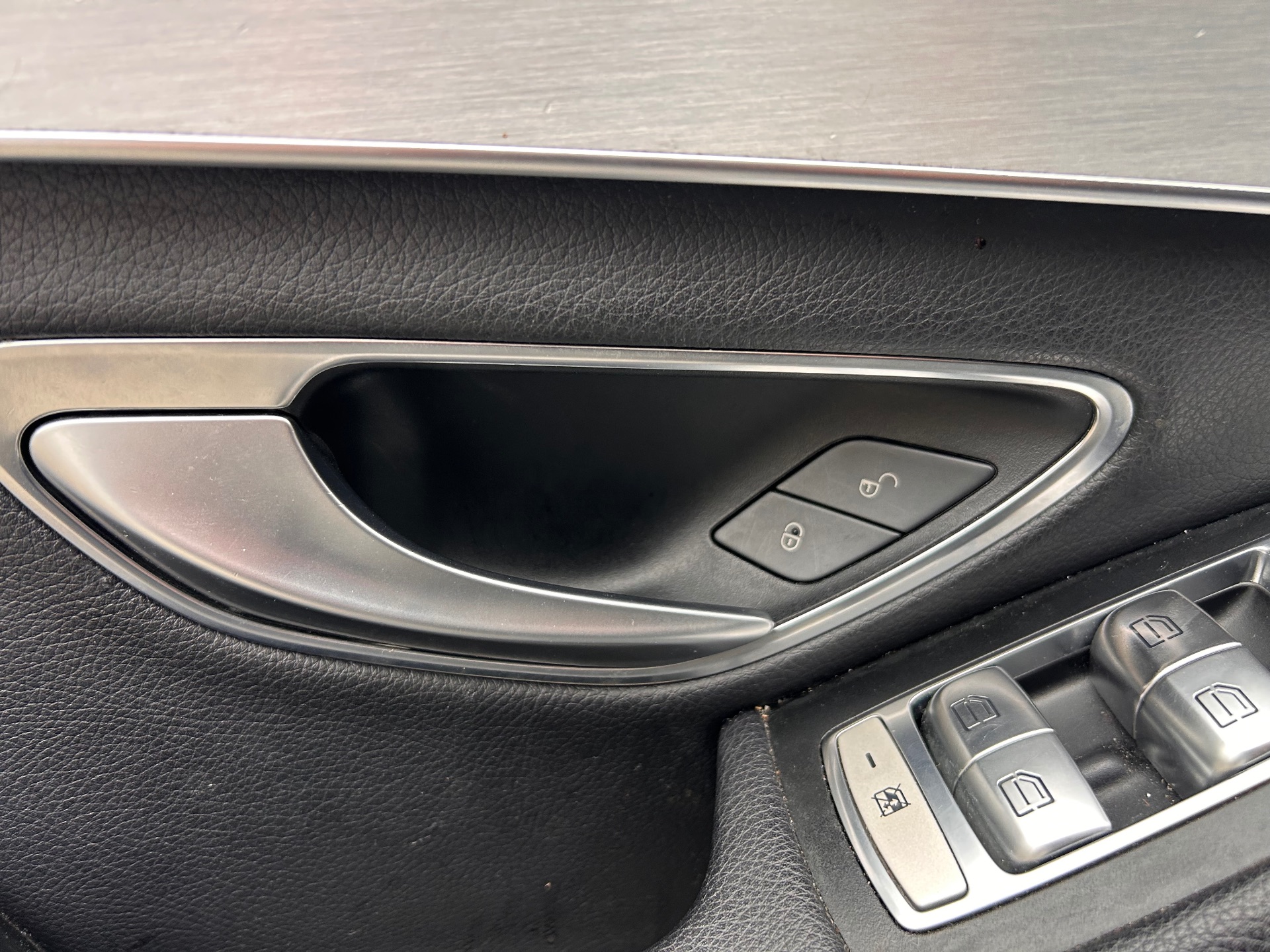 Mercedes-Benz Classe C 200d 136ch executive
