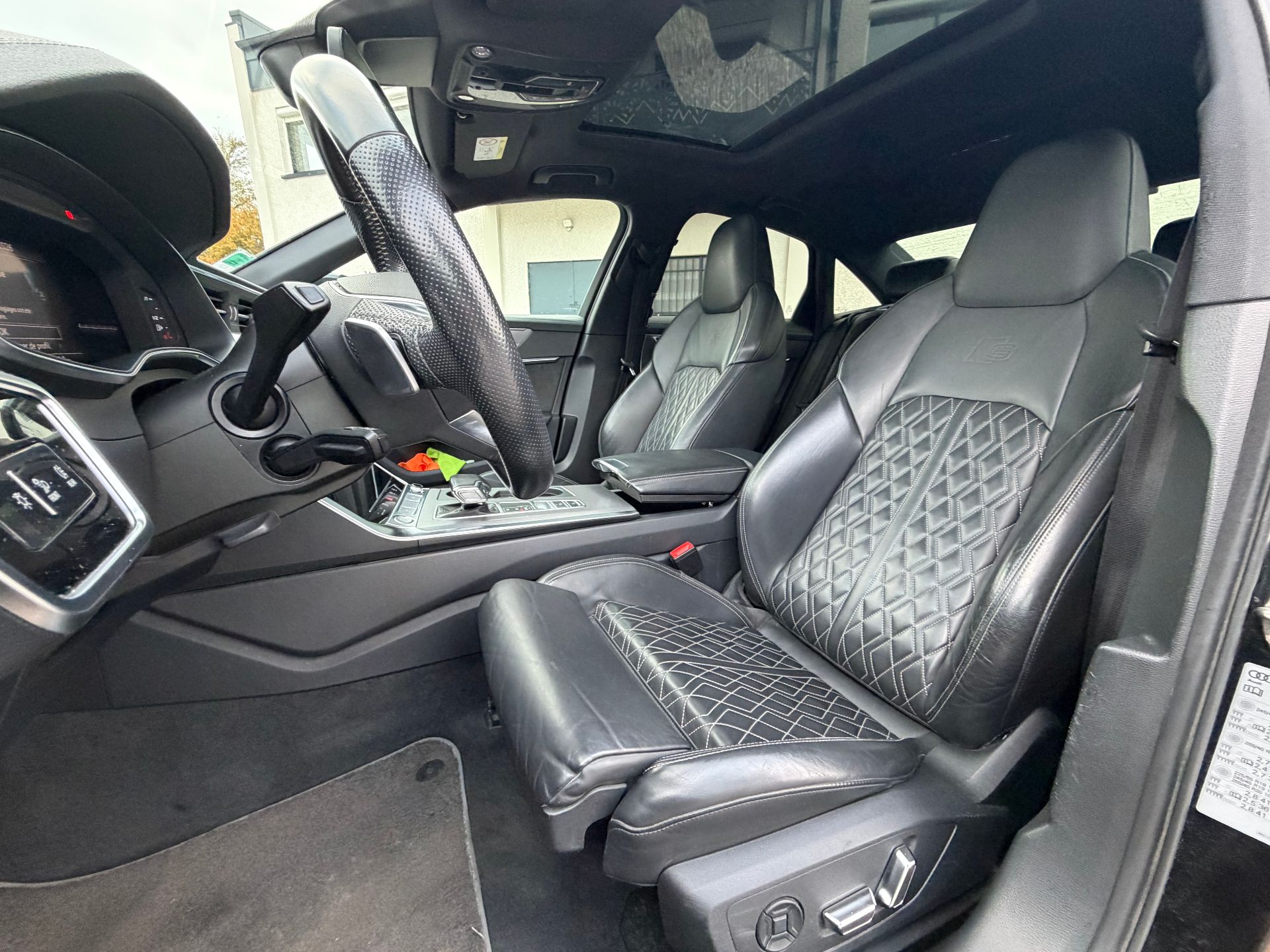 Audi A6 55 tfsi 367ch Sline compétition