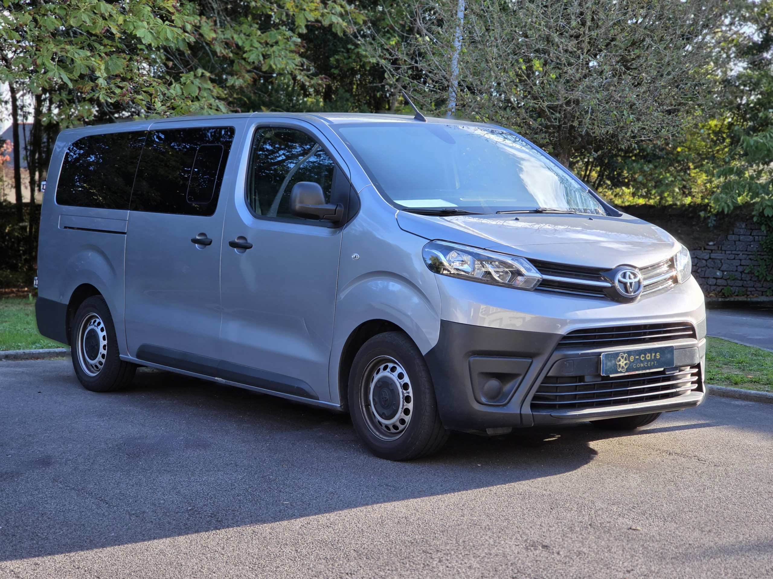 TOYOTA PROACE LONG – 2.0 D-4D 144ch BVM6 Finition DYNAMIC