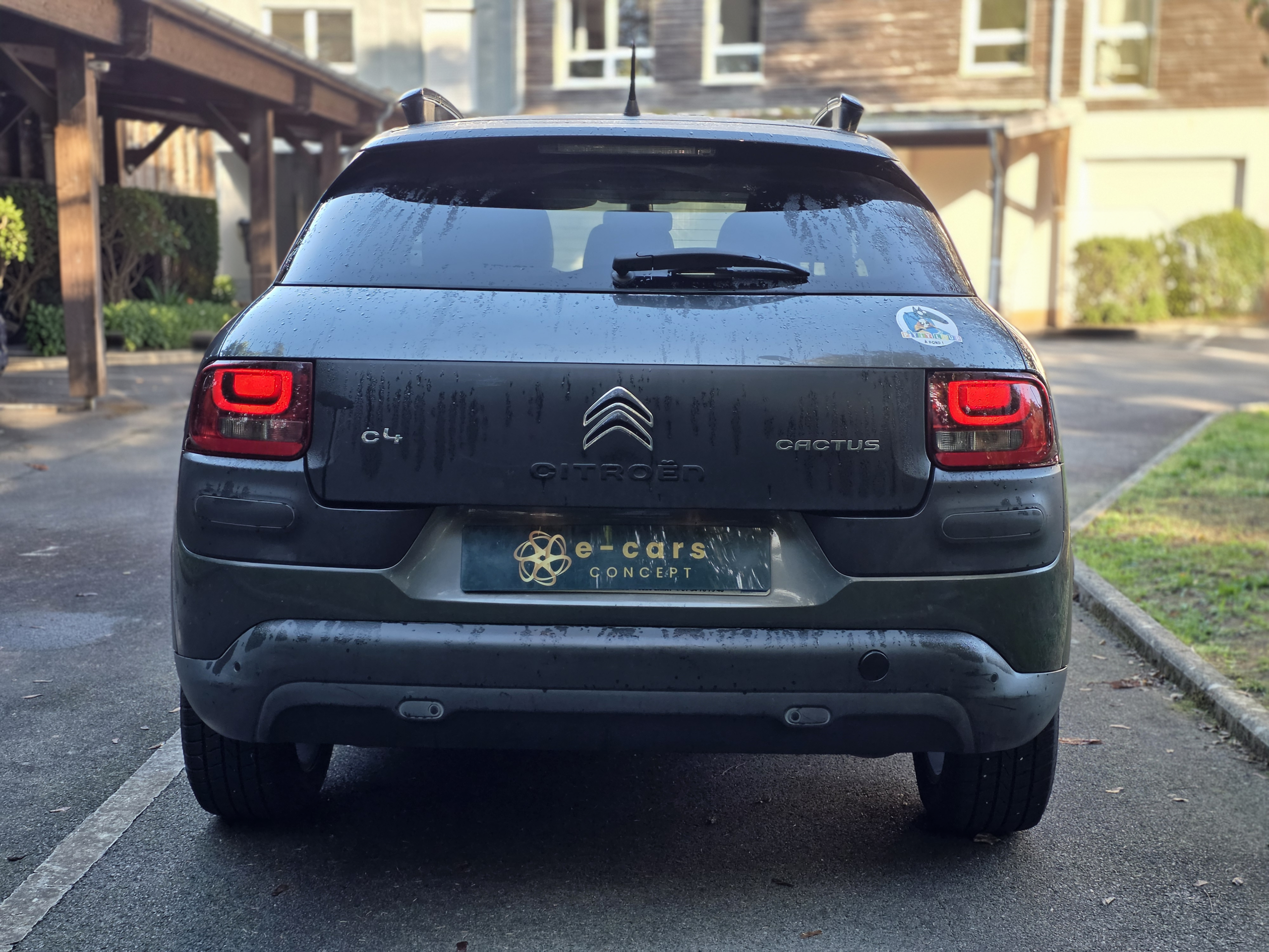 CITROËN C4 CACTUS – 1.2 PureTech 82ch BVM5 Finition SHINE