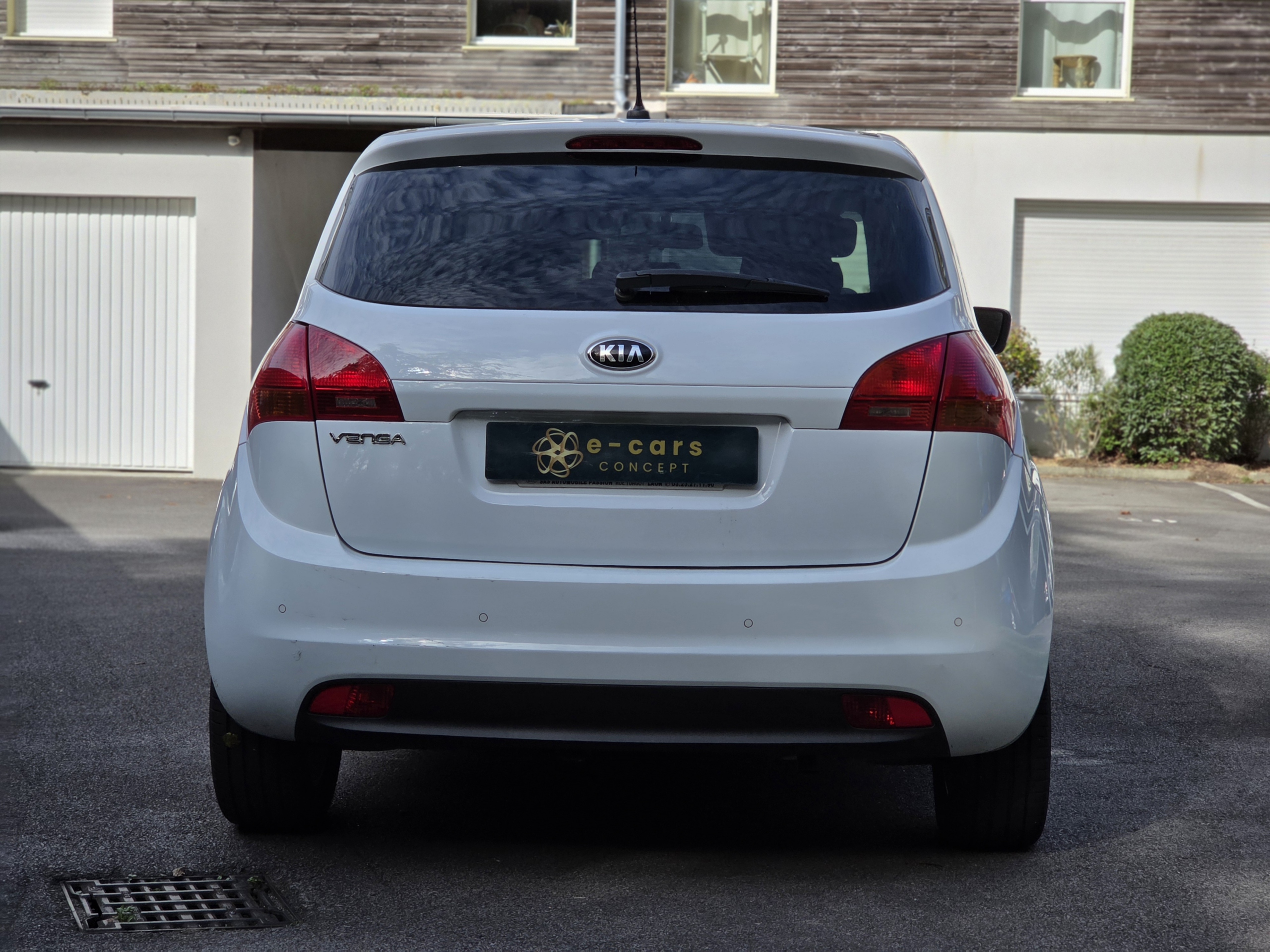 KIA VENGA – 1.4 CVVT 90ch BVM5 Finition URBAN CHIC