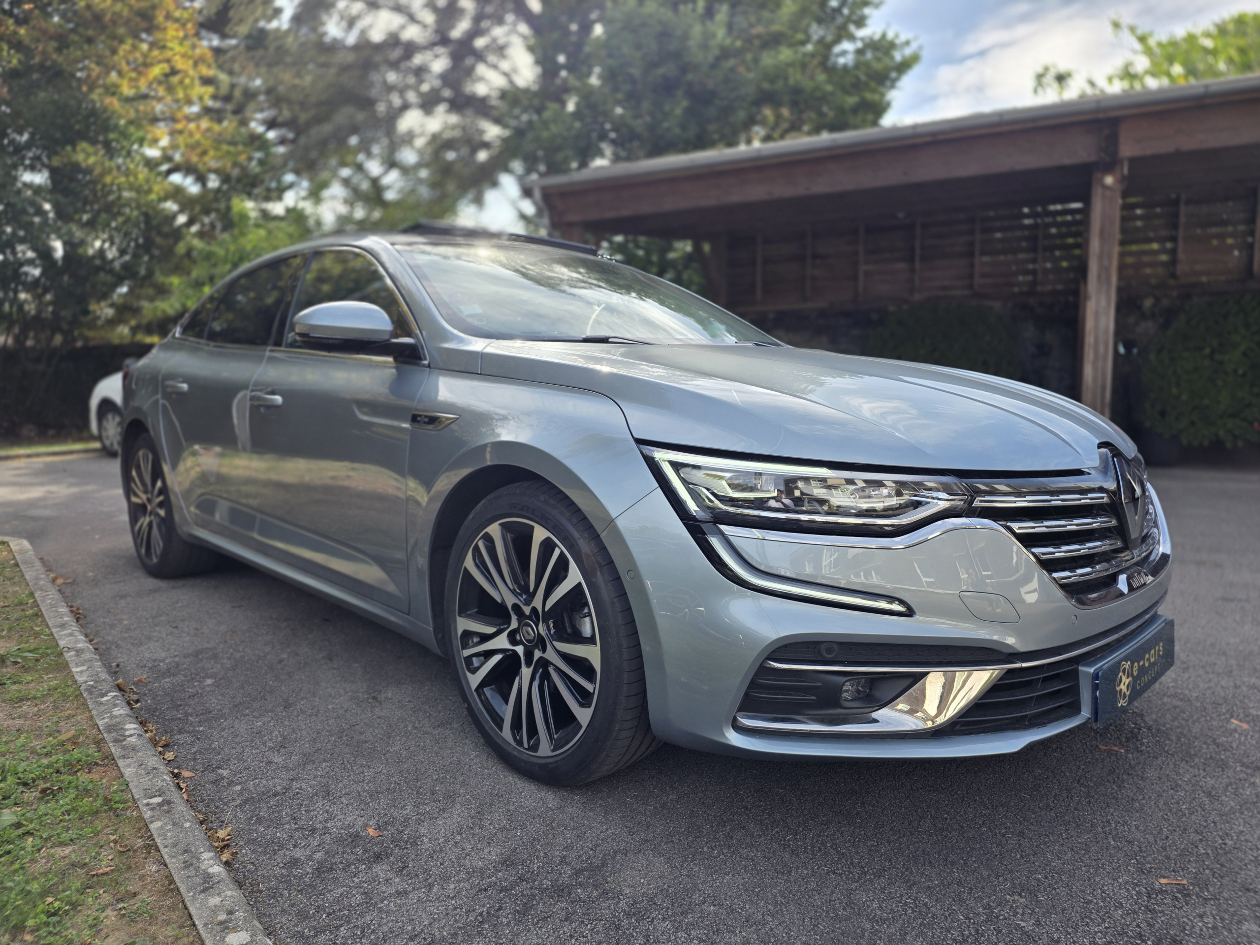 RENAULT TALISMAN BERLINE – 1.3 TCe 160 Boîte automatique EDC7 Finition INITIALE PARIS