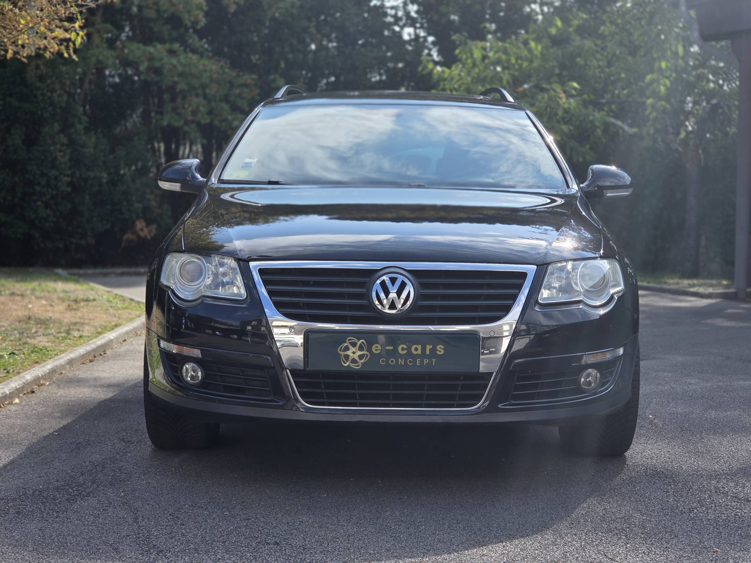 VOLKSWAGEN PASSAT SW – 2.0 TDI 140ch BVM6 Finition EMBASSY II
